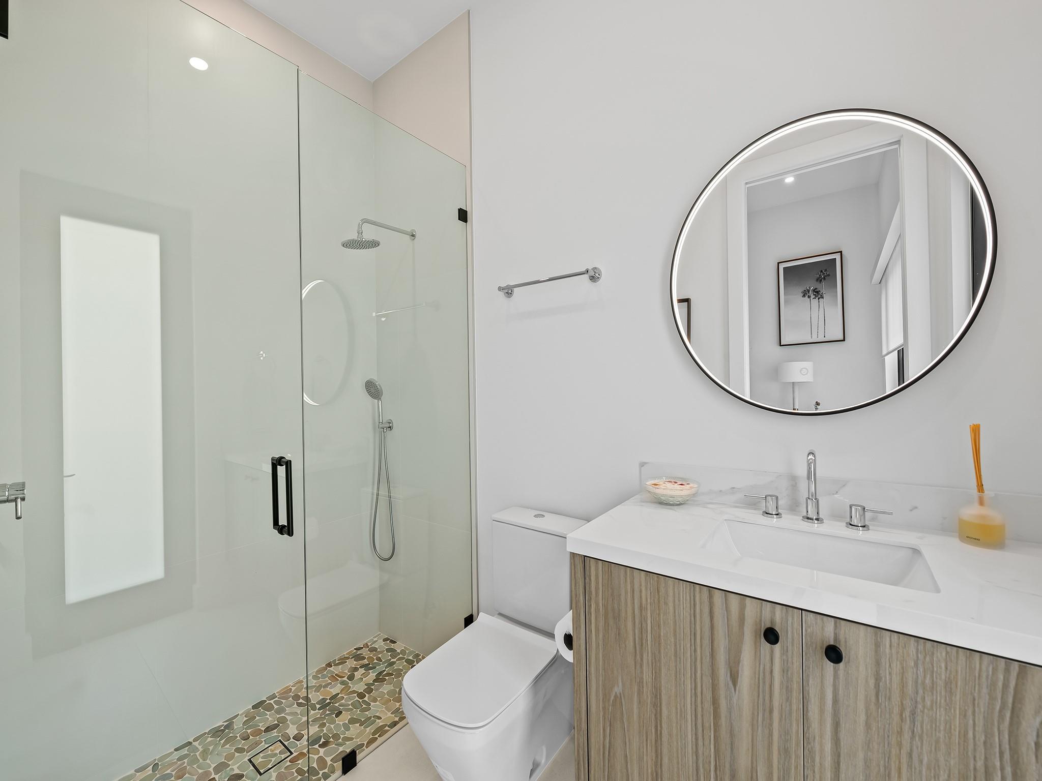 2420 NE 48th St Lighthouse Point, FL 33064