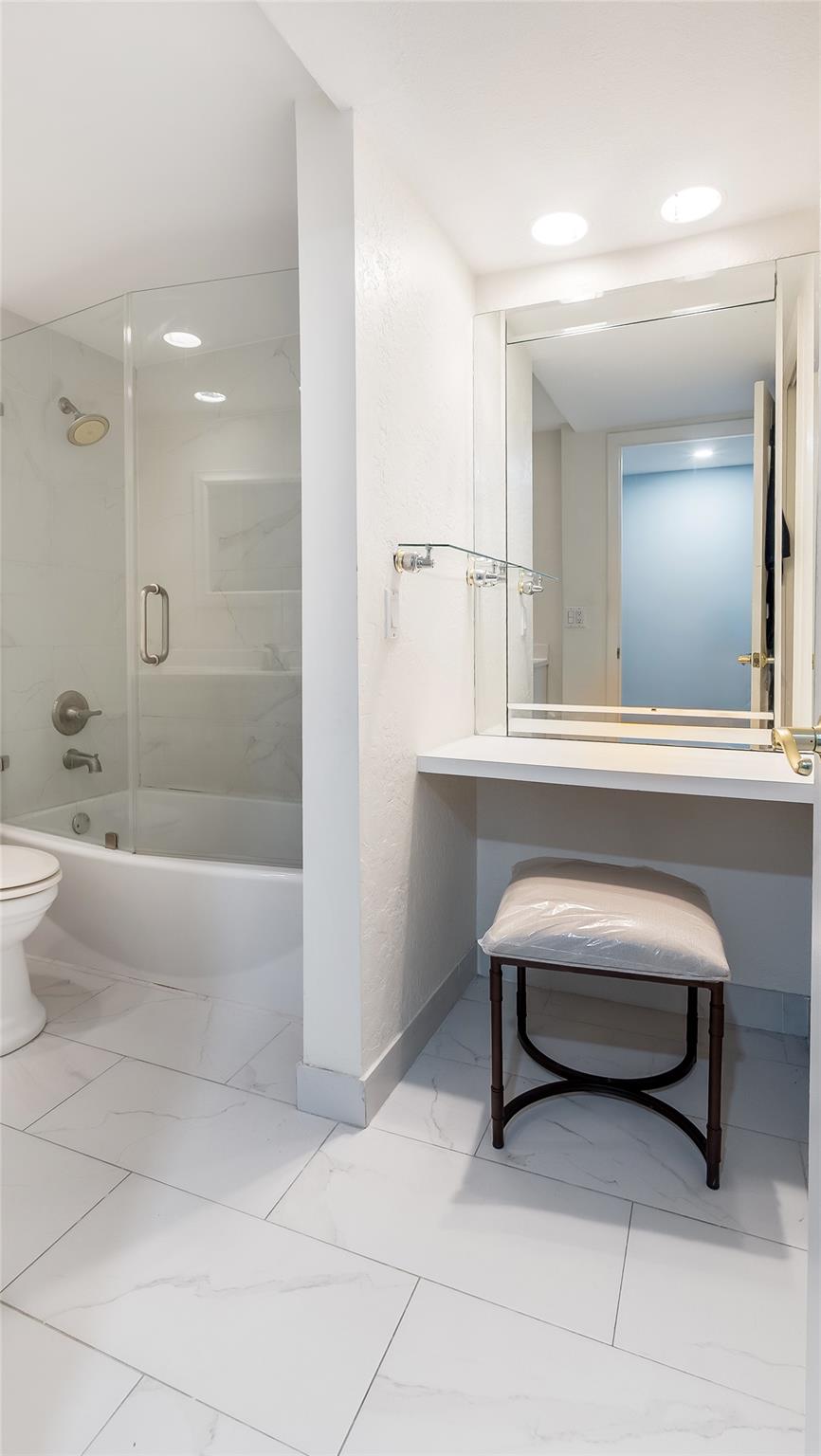 3800 Galt Ocean Dr #PH 14 Fort Lauderdale, FL 33308