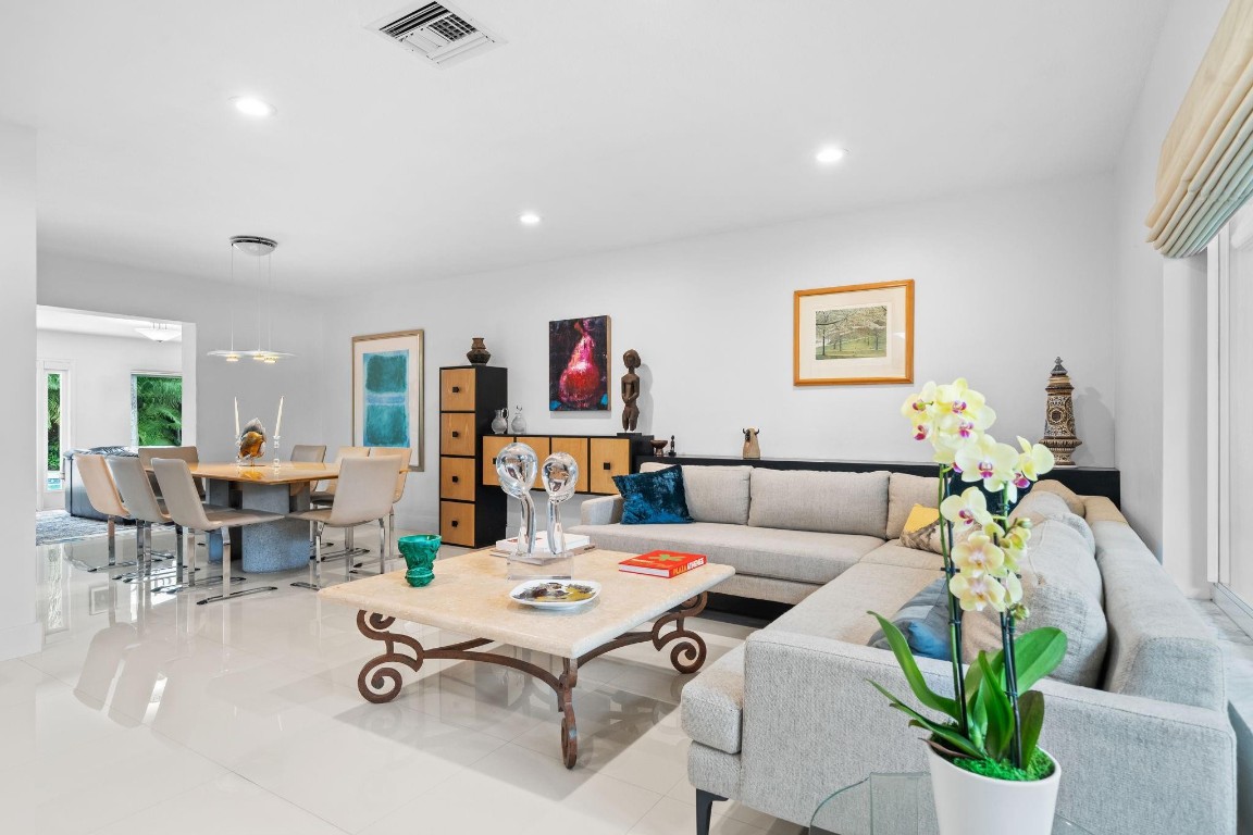 326 Seven Isles Fort Lauderdale, FL 33301