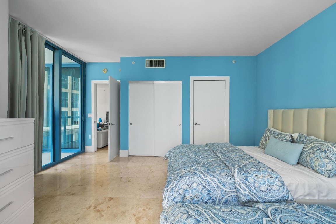 333 Las Olas #1508 Fort Lauderdale, FL 33301