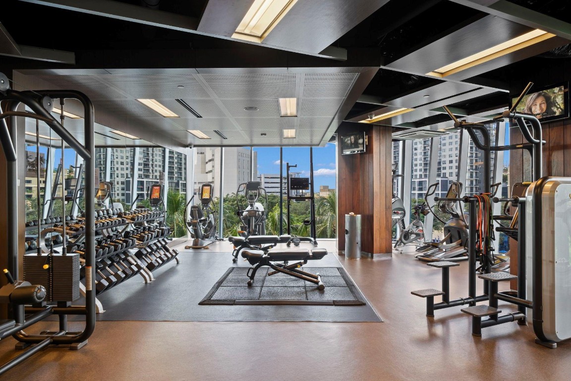 333 Las Olas #1508 Fort Lauderdale, FL 33301