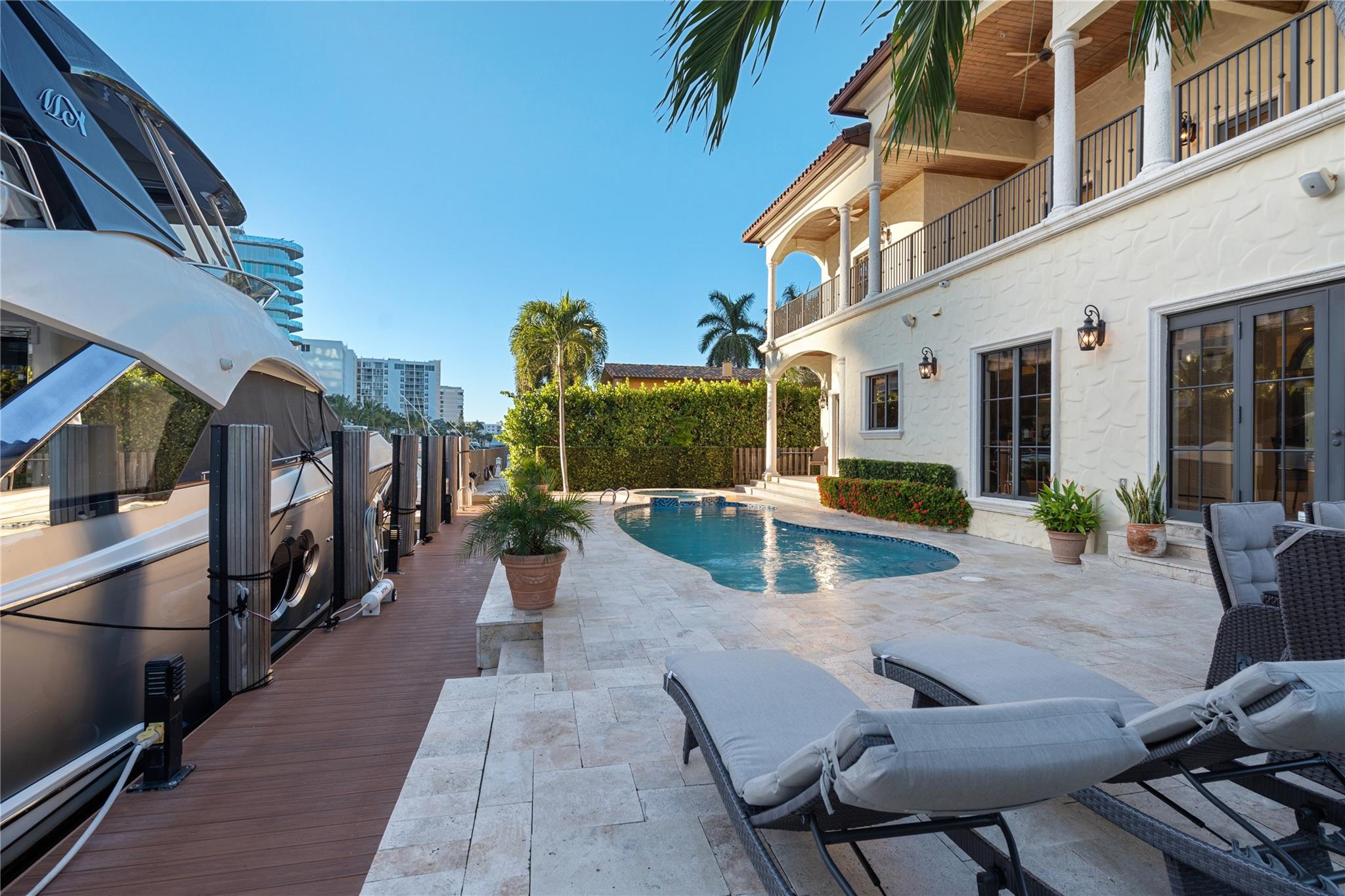 1440 E Terra Mar Dr Pompano Beach, FL 33062