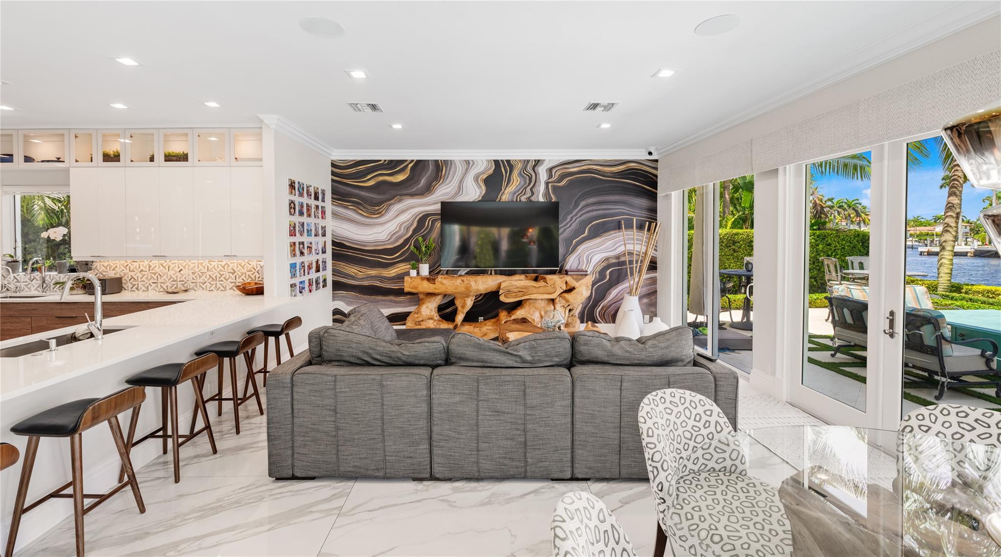 2307 N Riverside Dr Pompano Beach, FL 33062