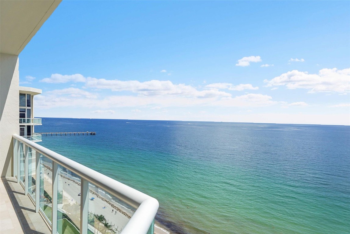 6001 N Ocean Dr #PH6 Hollywood, FL 33019