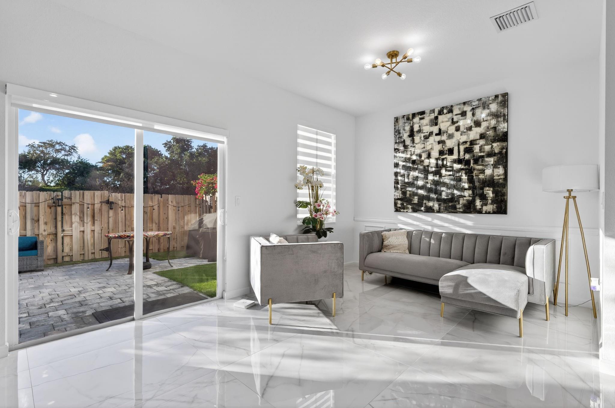 4668 NW 120th Way Coral Springs, FL 33076