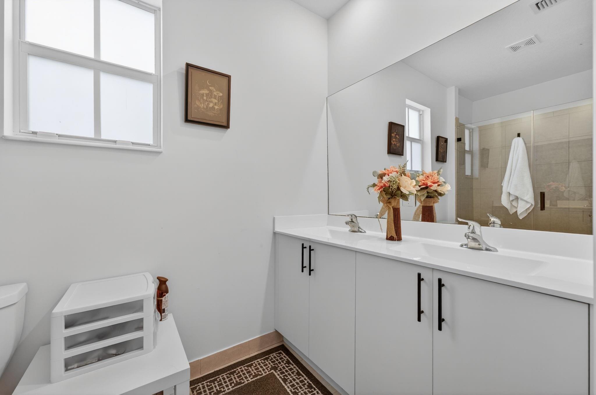 4668 NW 120th Way Coral Springs, FL 33076