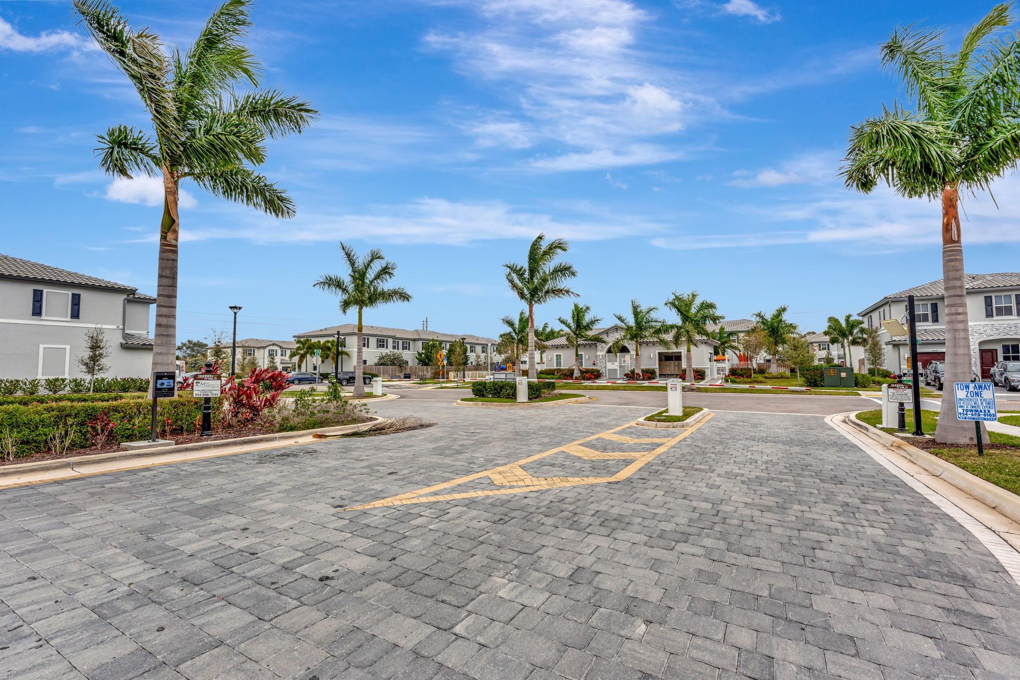 4668 NW 120th Way Coral Springs, FL 33076