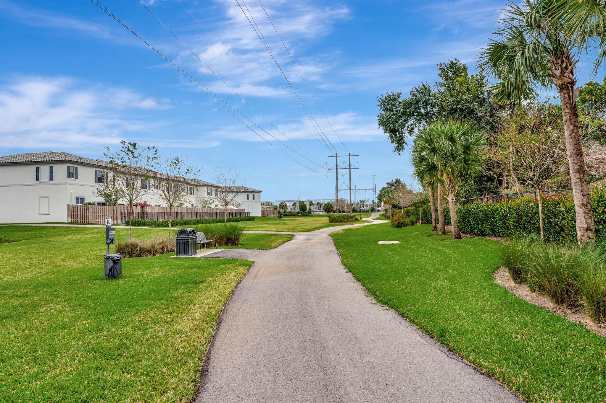 4668 NW 120th Way Coral Springs, FL 33076