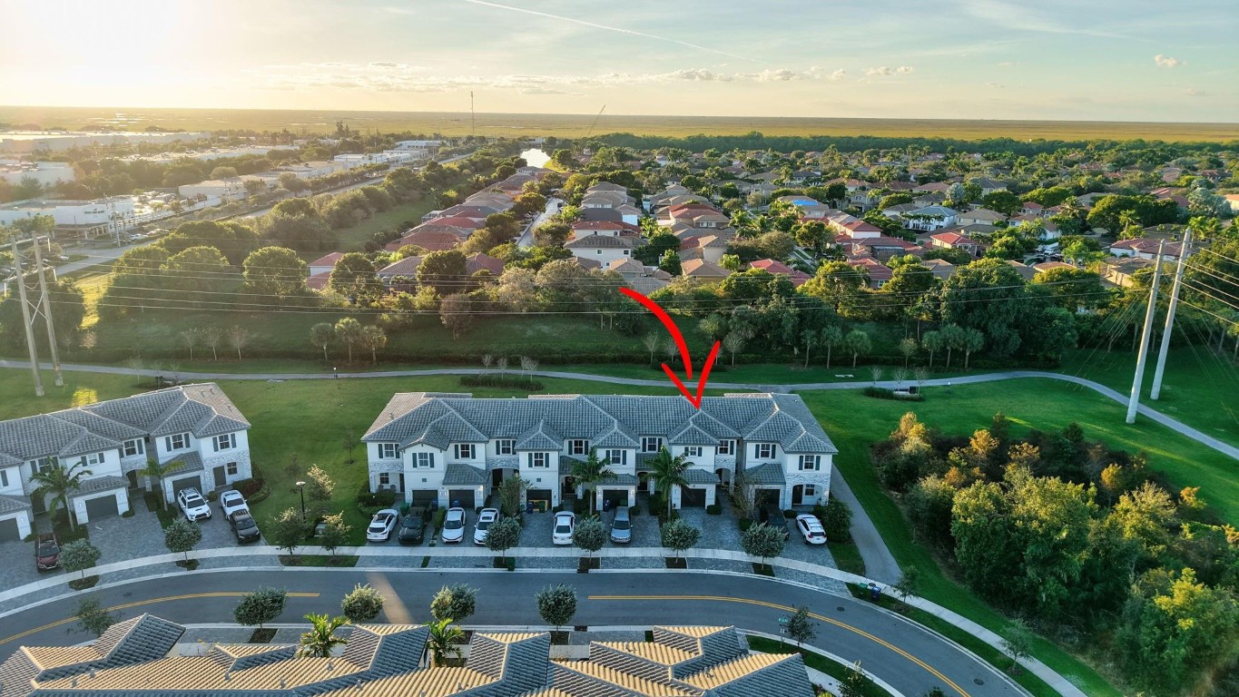 4668 NW 120th Way Coral Springs, FL 33076