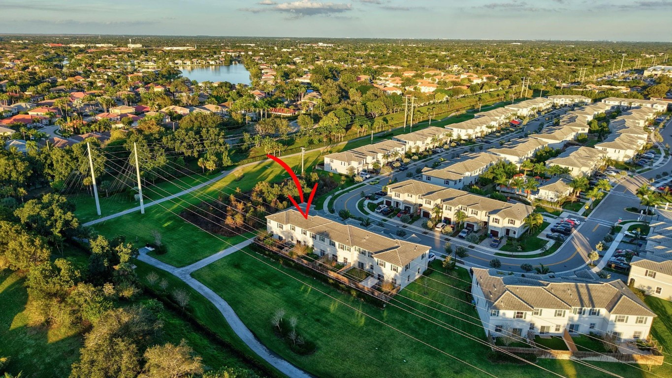 4668 NW 120th Way Coral Springs, FL 33076