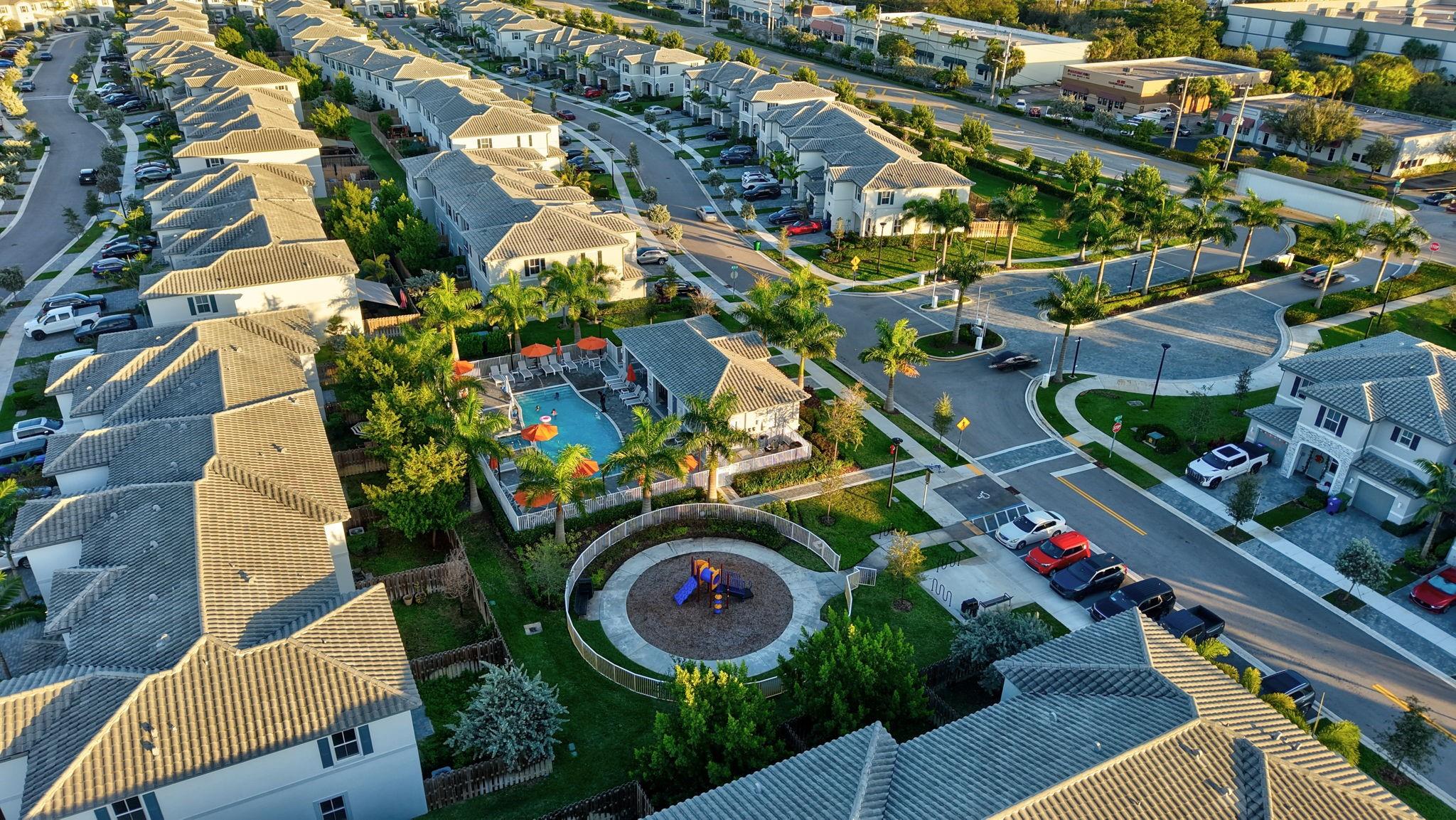 4668 NW 120th Way Coral Springs, FL 33076