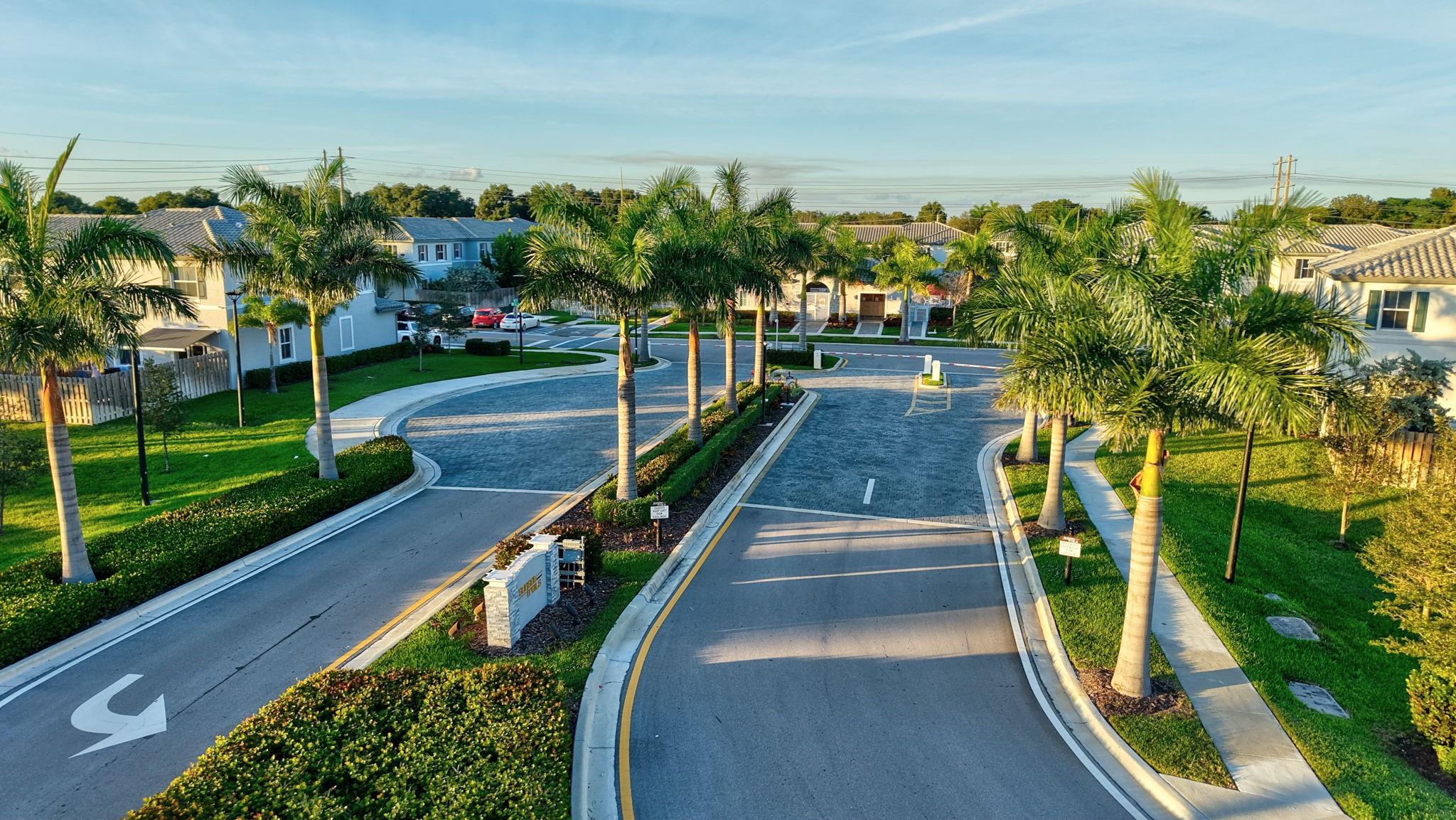 4668 NW 120th Way Coral Springs, FL 33076