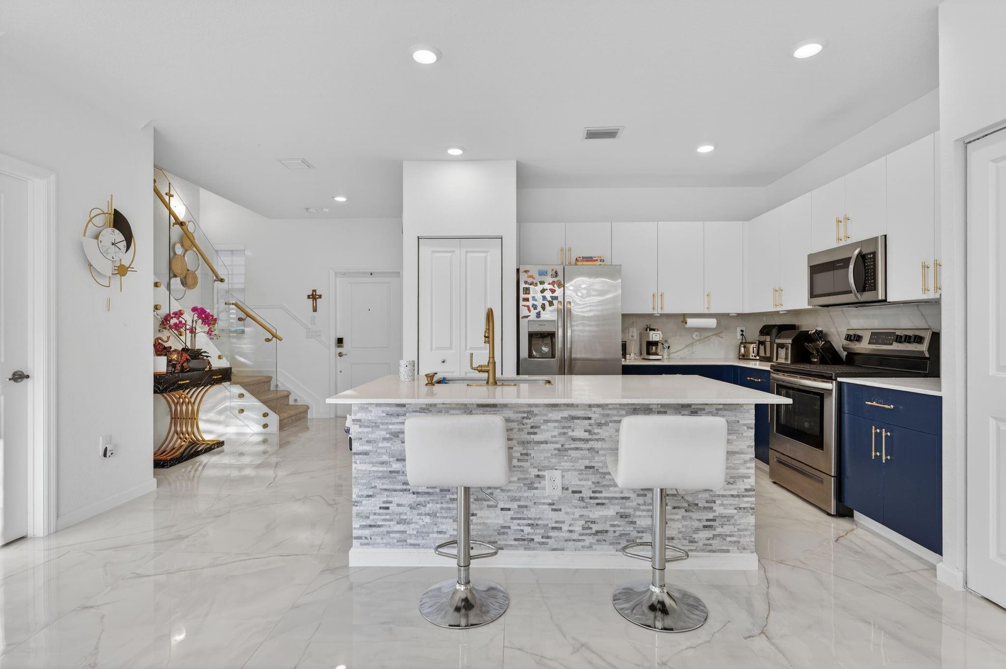 4668 NW 120th Way Coral Springs, FL 33076