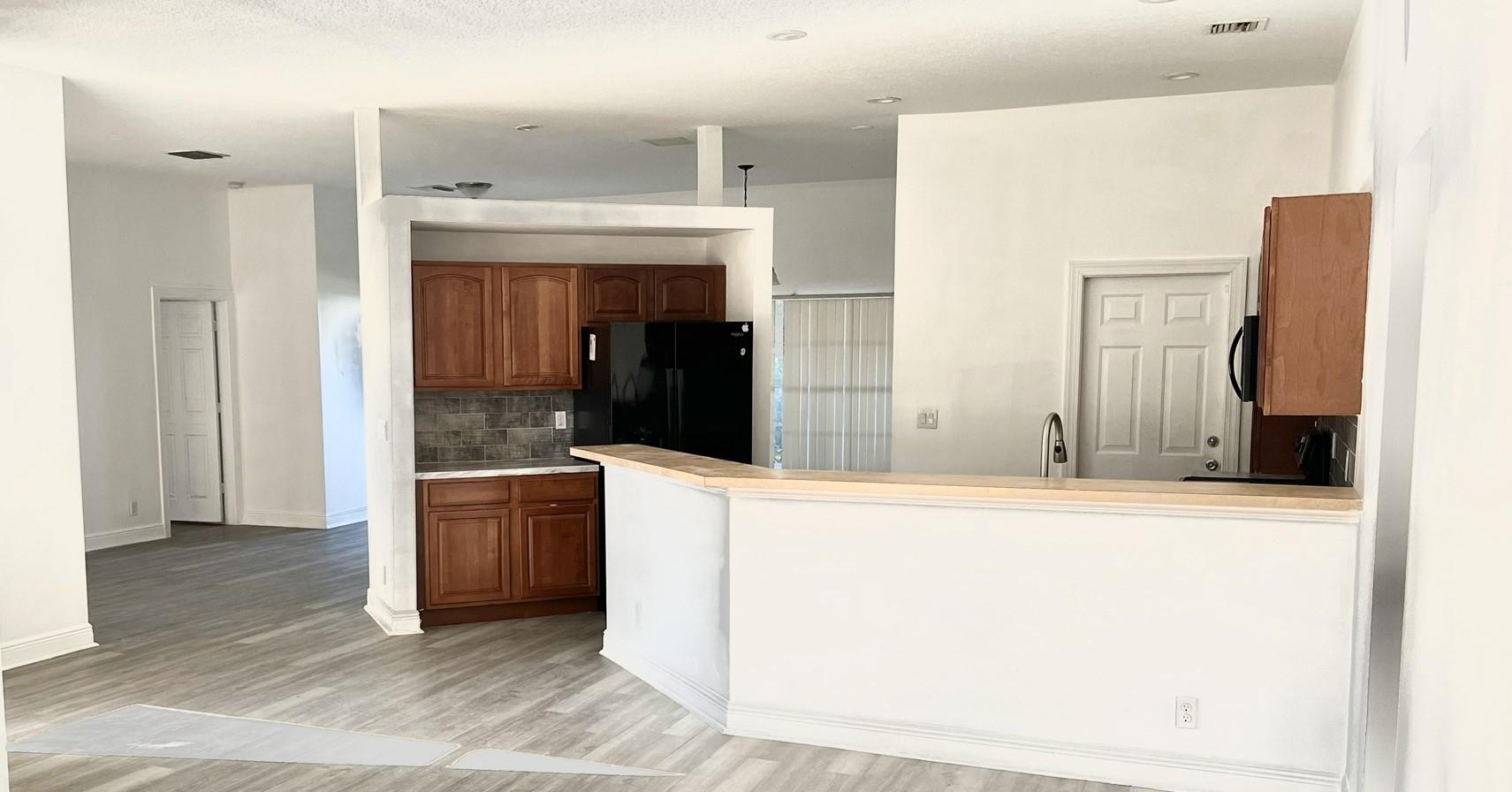 120 SW Grimaldo Ter Port St Lucie, FL 34984