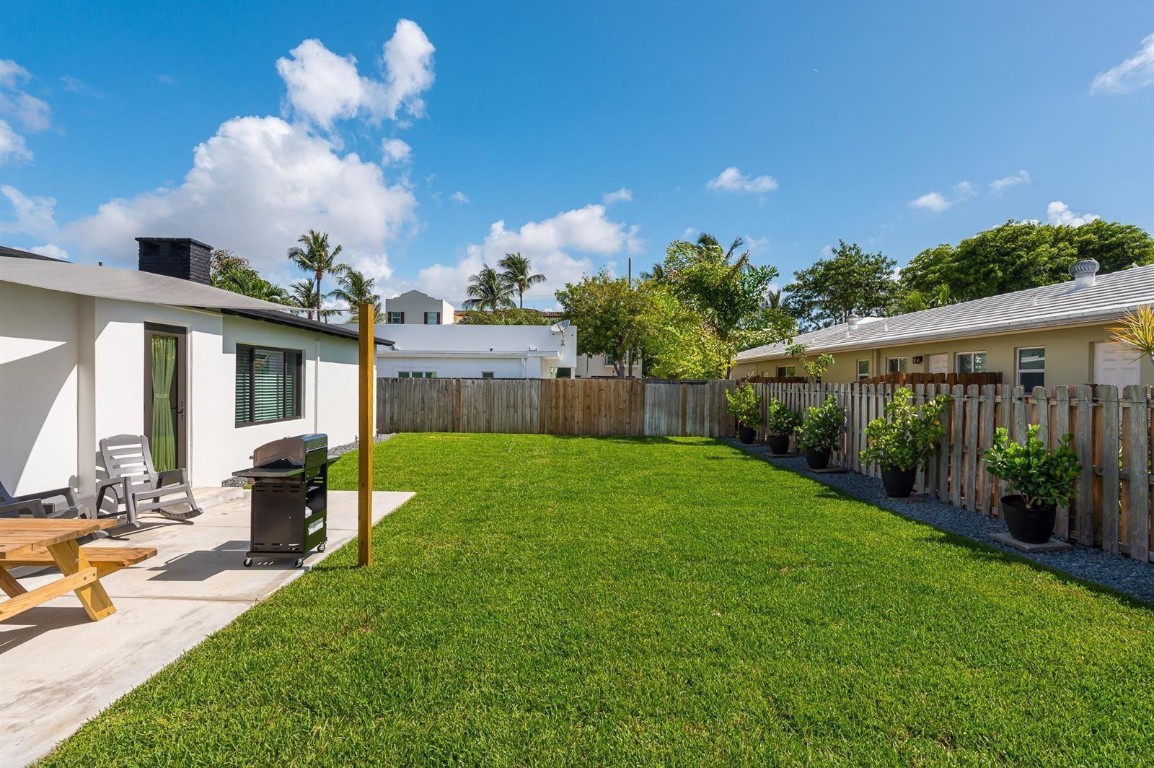 742 NE 17th Fort Lauderdale, FL 33304