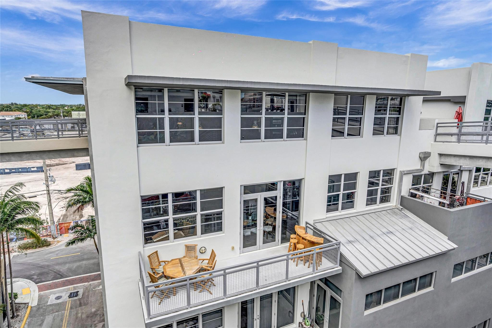 445 N Andrews #403 Fort Lauderdale, FL 33301