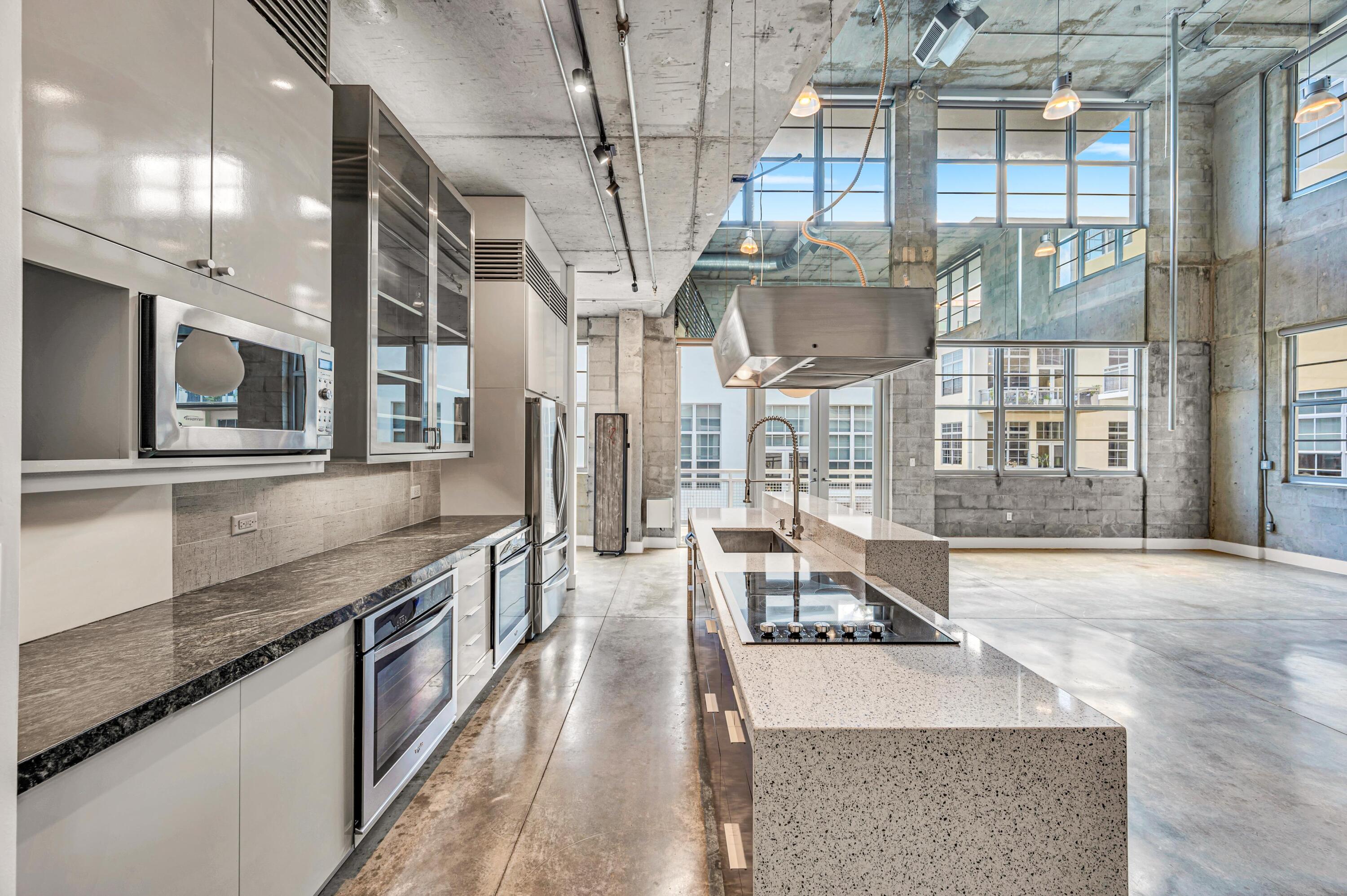 445 N Andrews #403 Fort Lauderdale, FL 33301