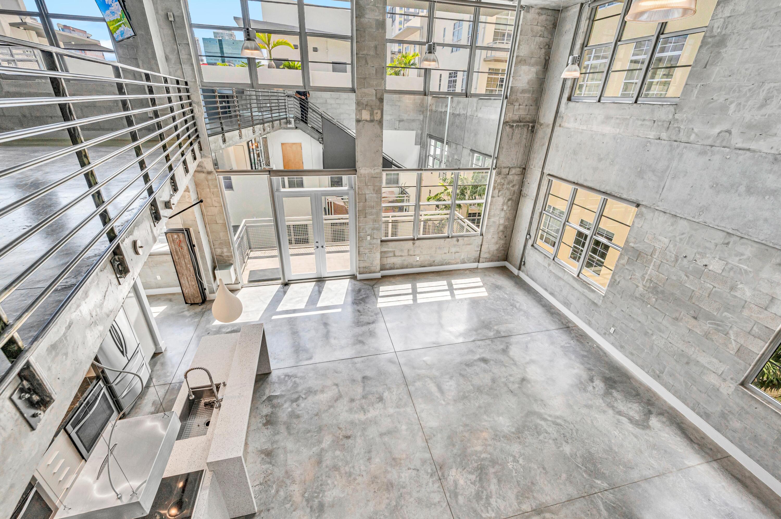 445 N Andrews #403 Fort Lauderdale, FL 33301