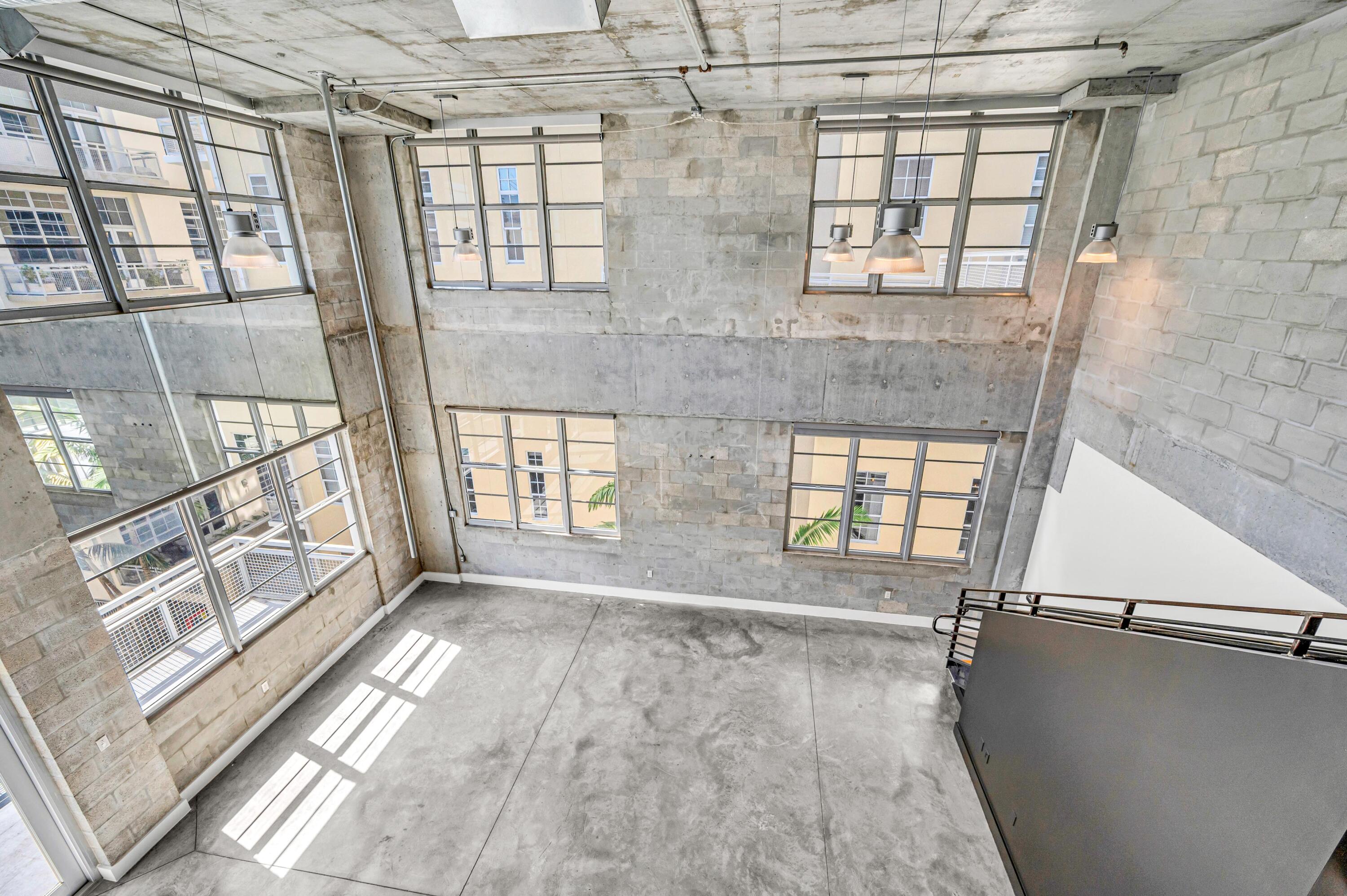 445 N Andrews #403 Fort Lauderdale, FL 33301