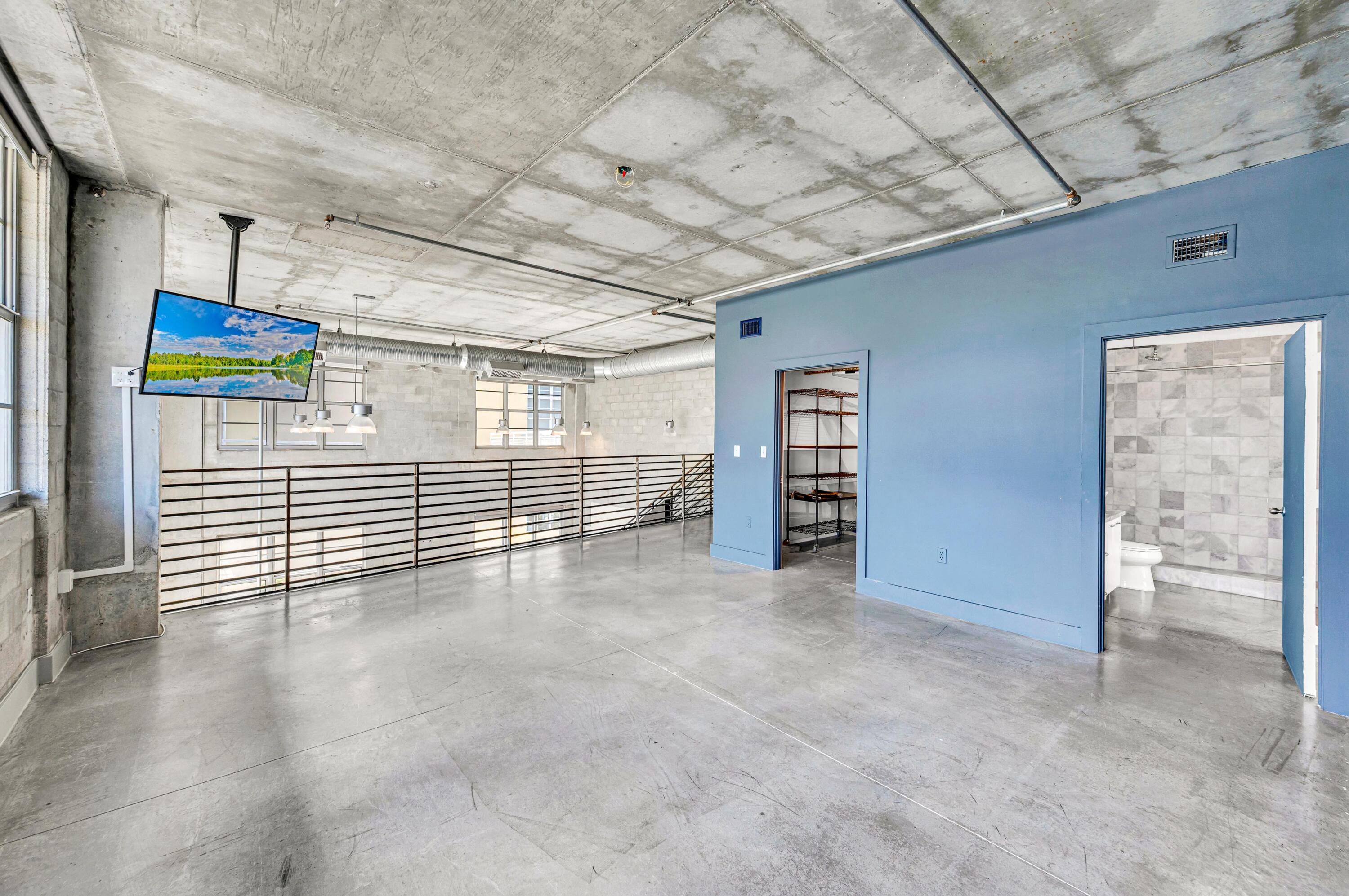 445 N Andrews #403 Fort Lauderdale, FL 33301