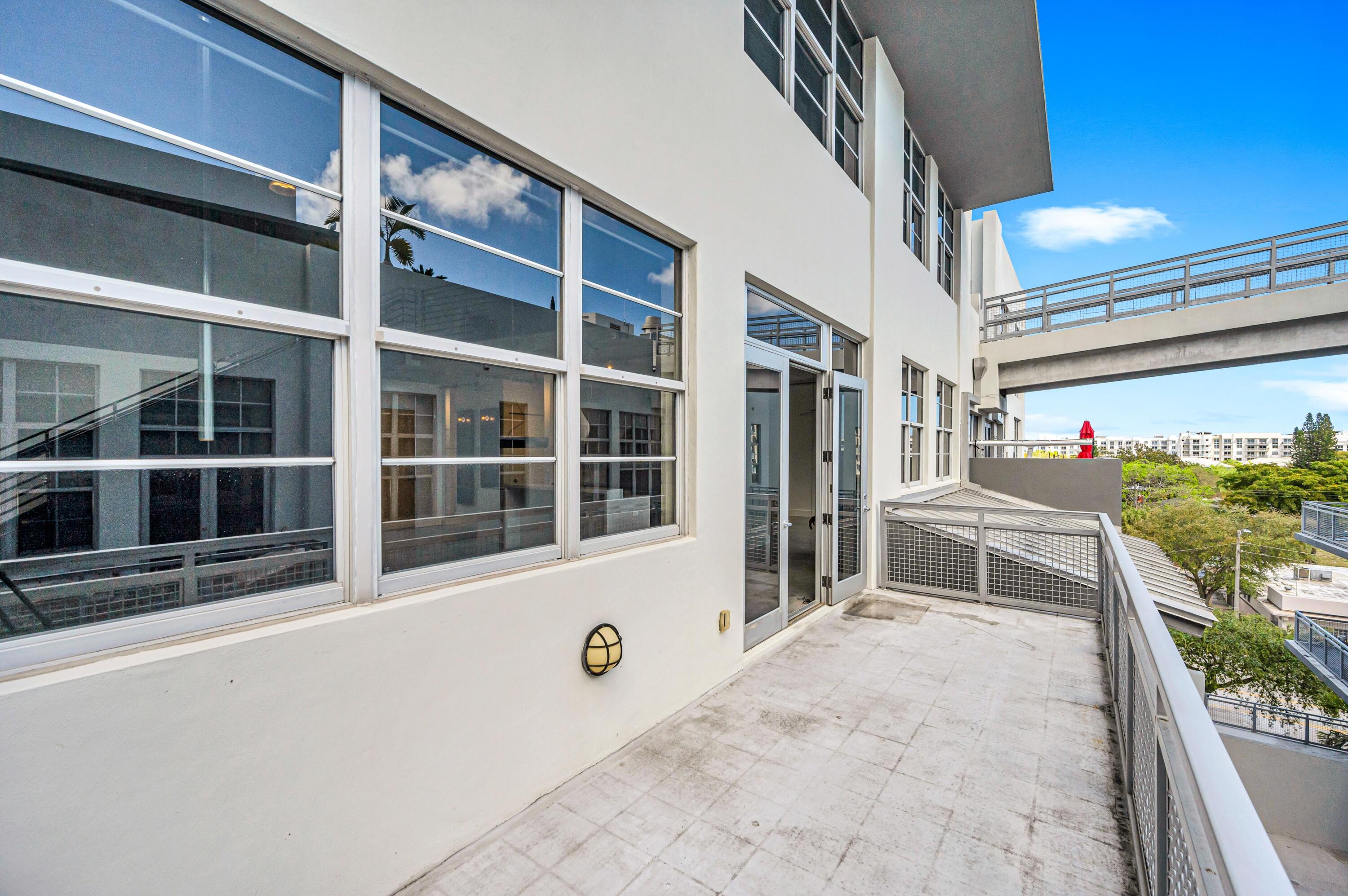 445 N Andrews #403 Fort Lauderdale, FL 33301