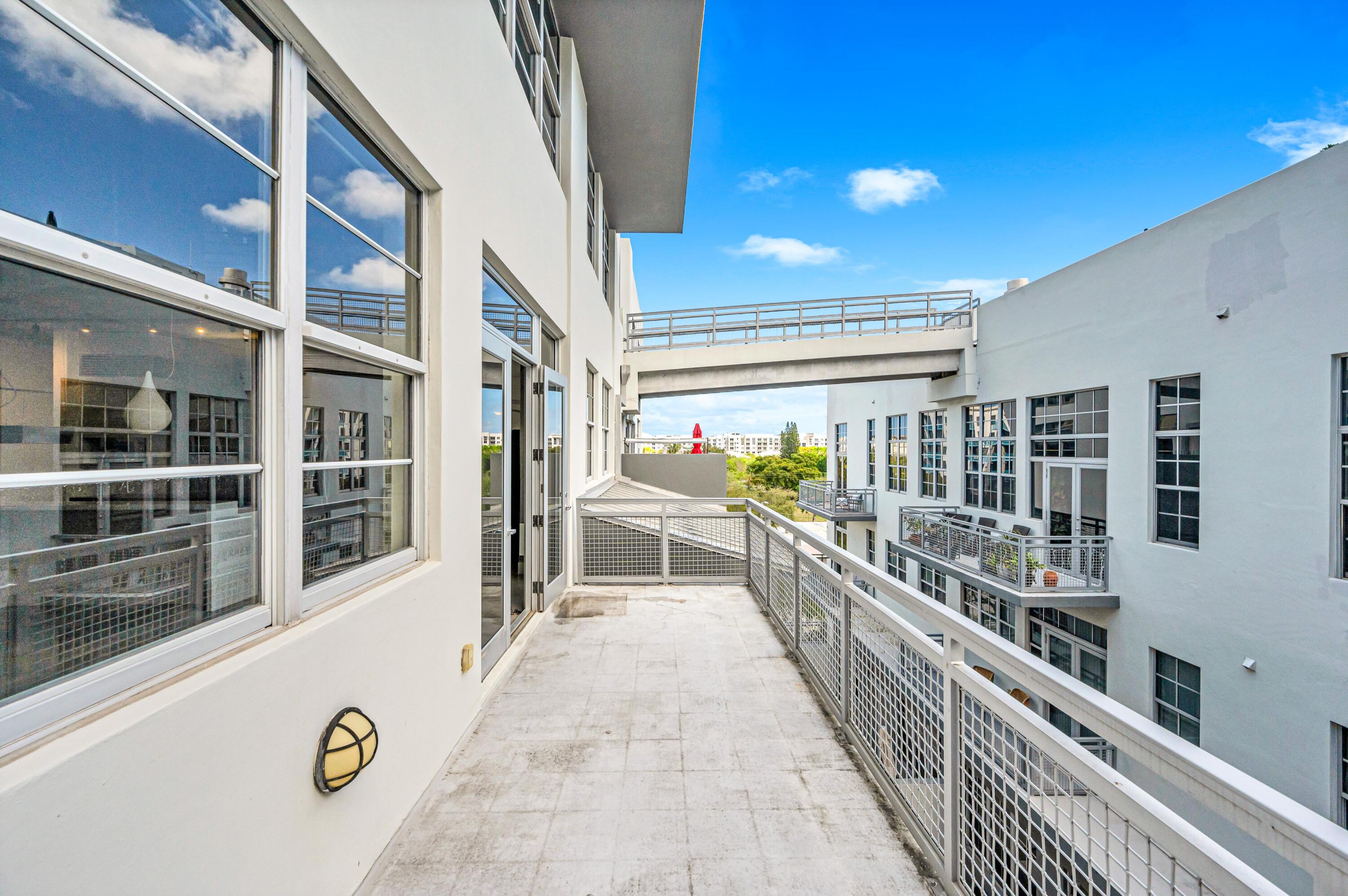 445 N Andrews #403 Fort Lauderdale, FL 33301