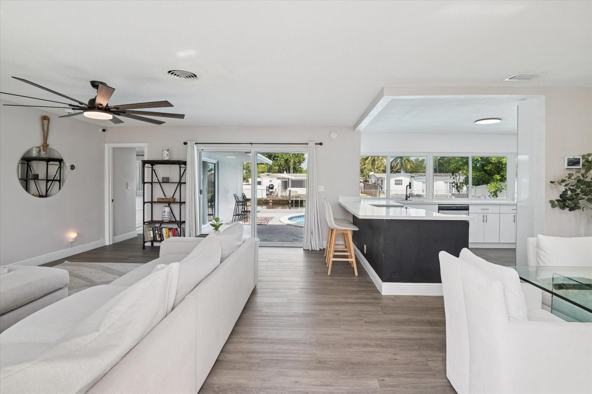 1921 NW 31st Oakland Park, FL 33309