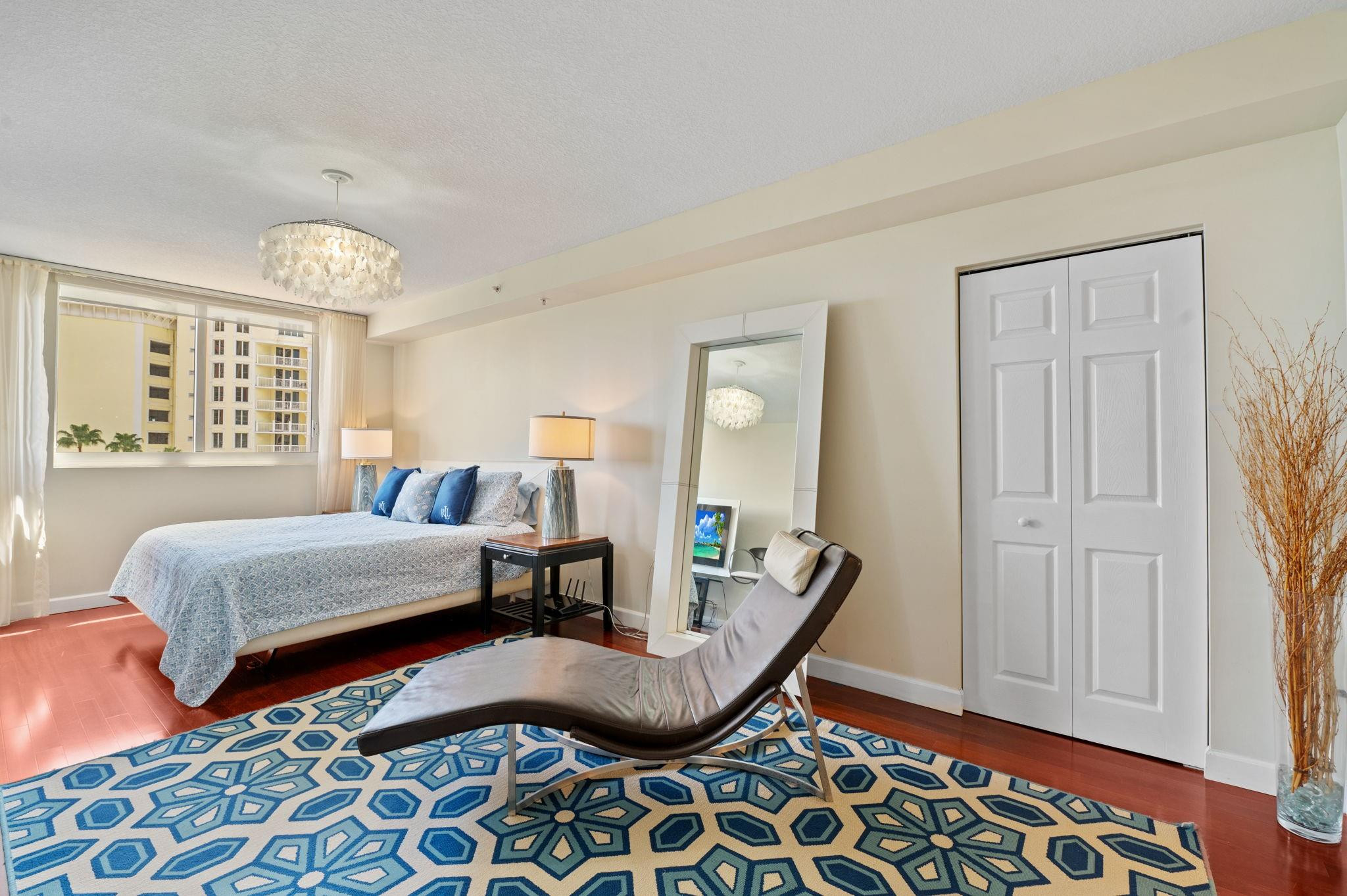 2001 N Ocean #605 Fort Lauderdale, FL 33305