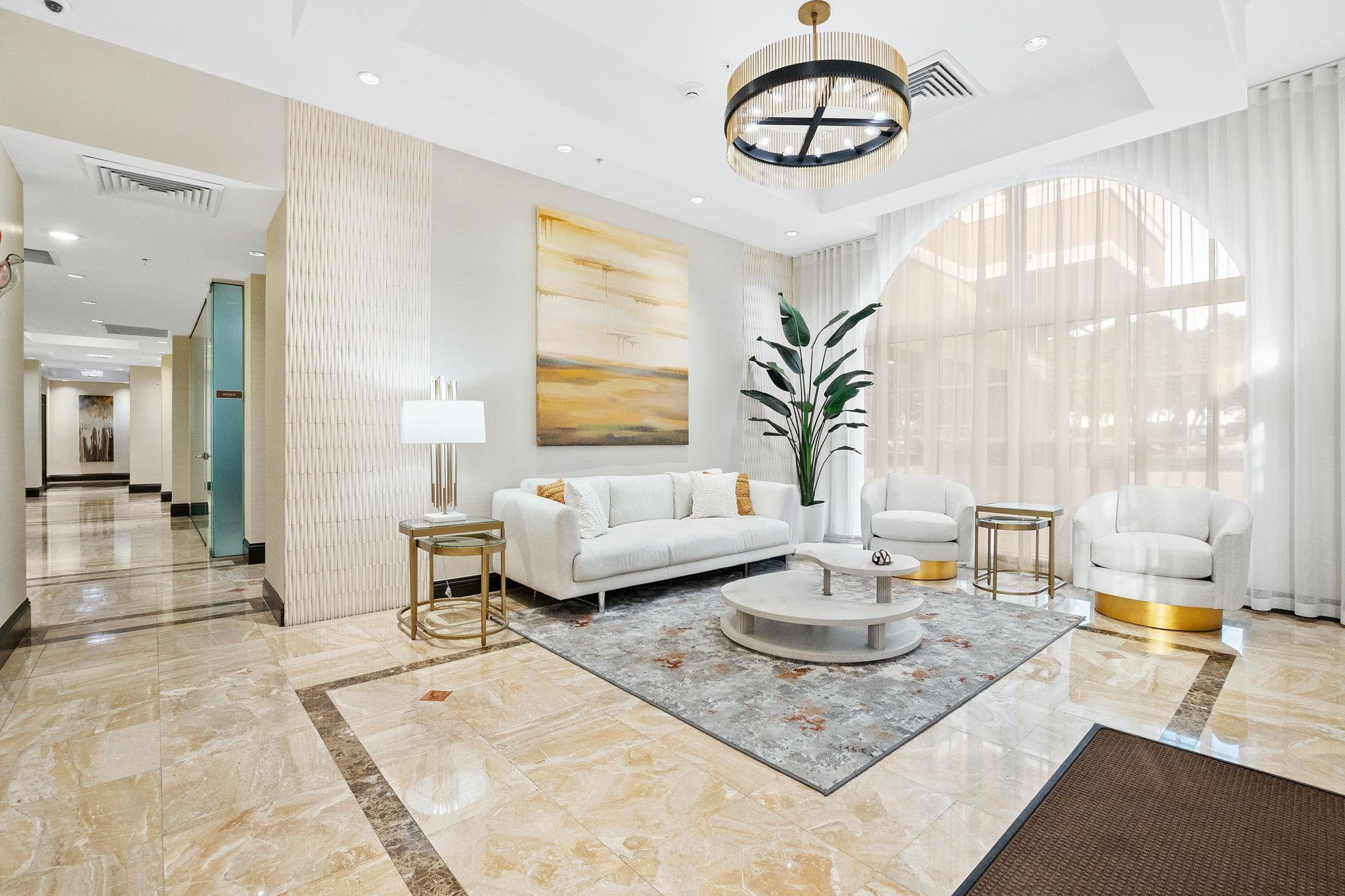 2001 N Ocean #605 Fort Lauderdale, FL 33305