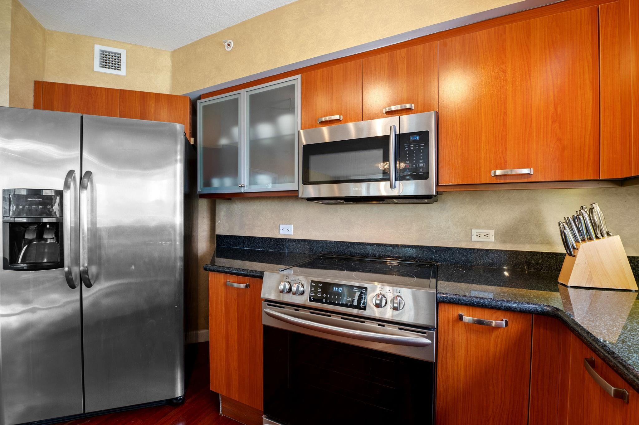 2001 N Ocean #605 Fort Lauderdale, FL 33305