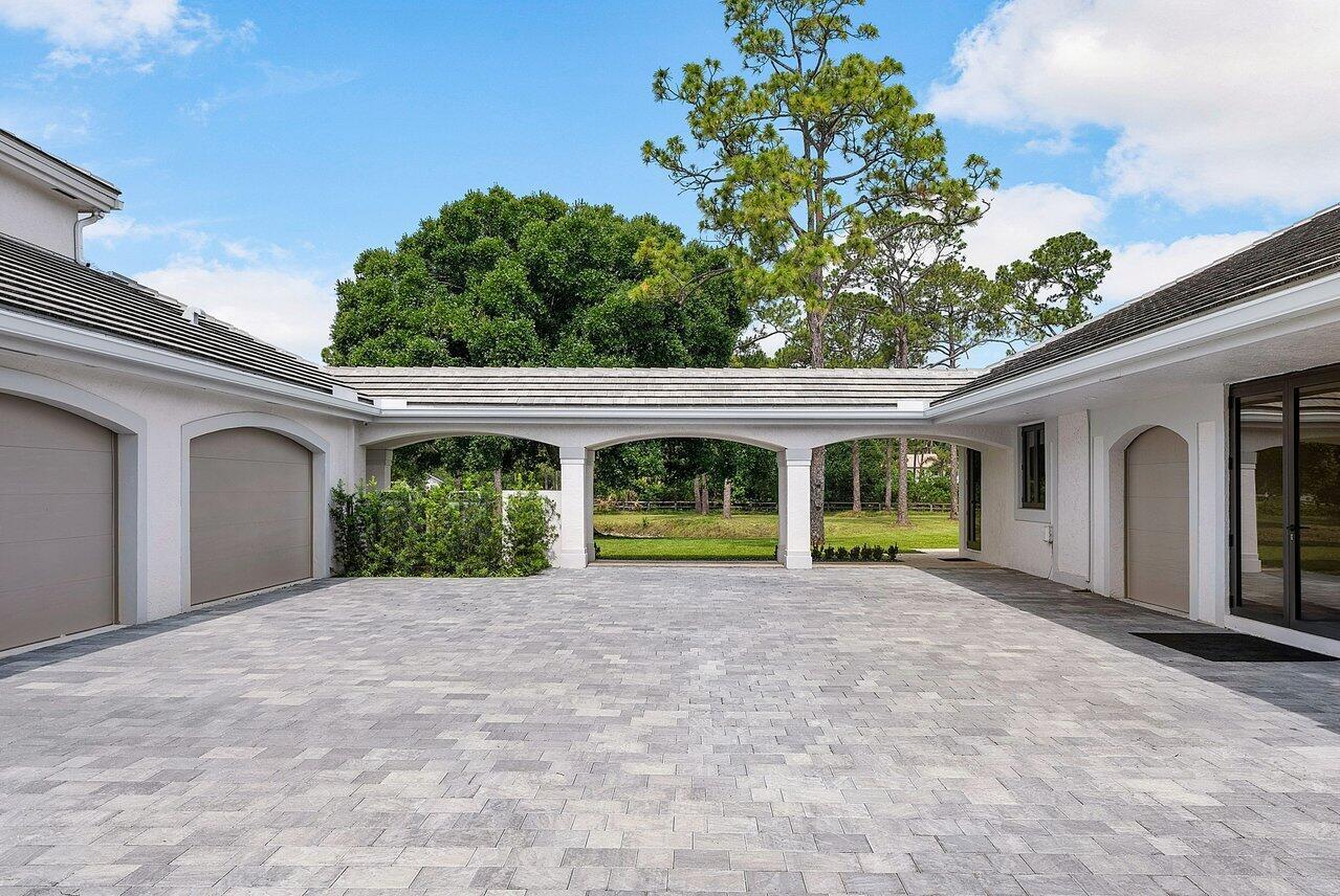 21677 El Bosque Way Boca Raton, FL 33428