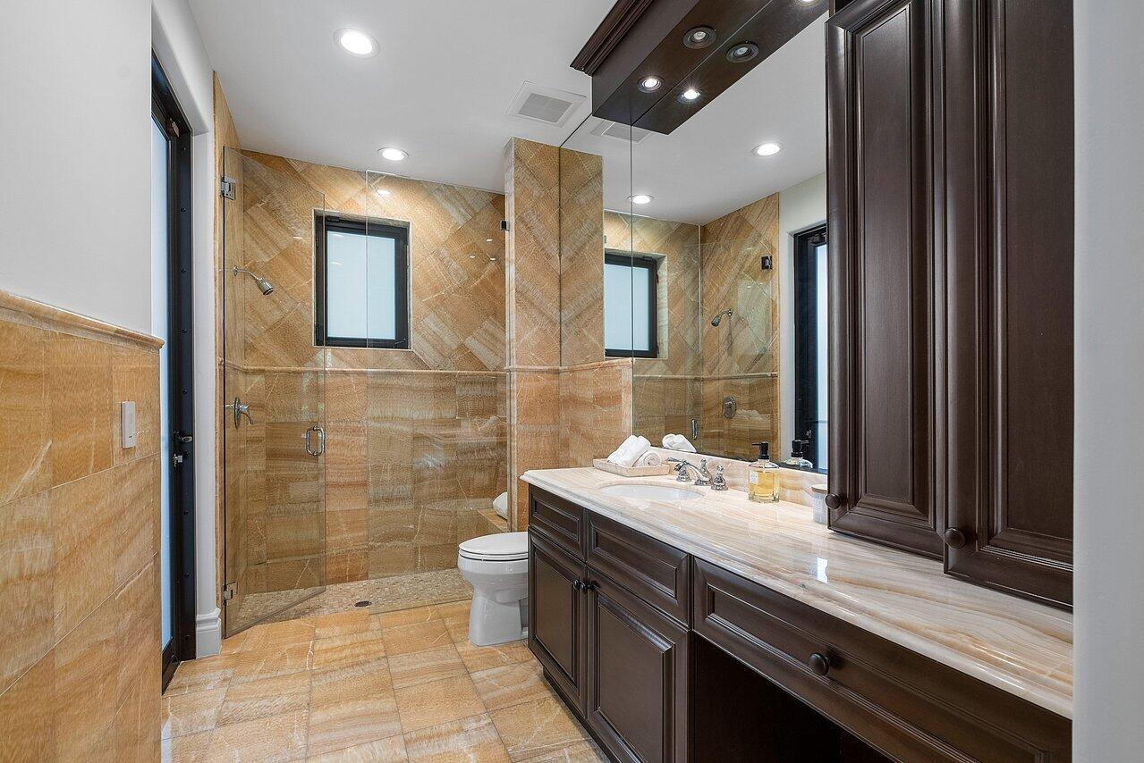 21677 El Bosque Way Boca Raton, FL 33428