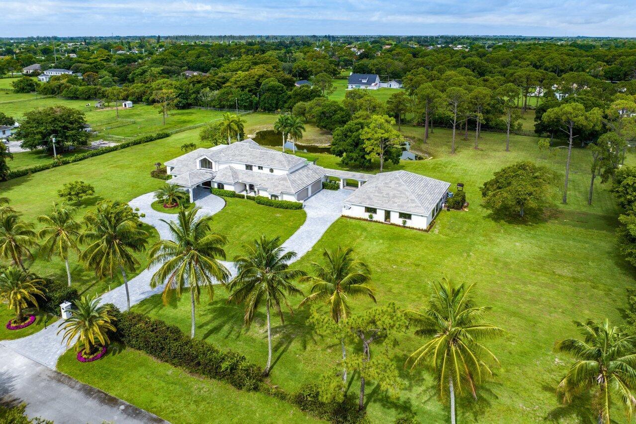 21677 El Bosque Way Boca Raton, FL 33428