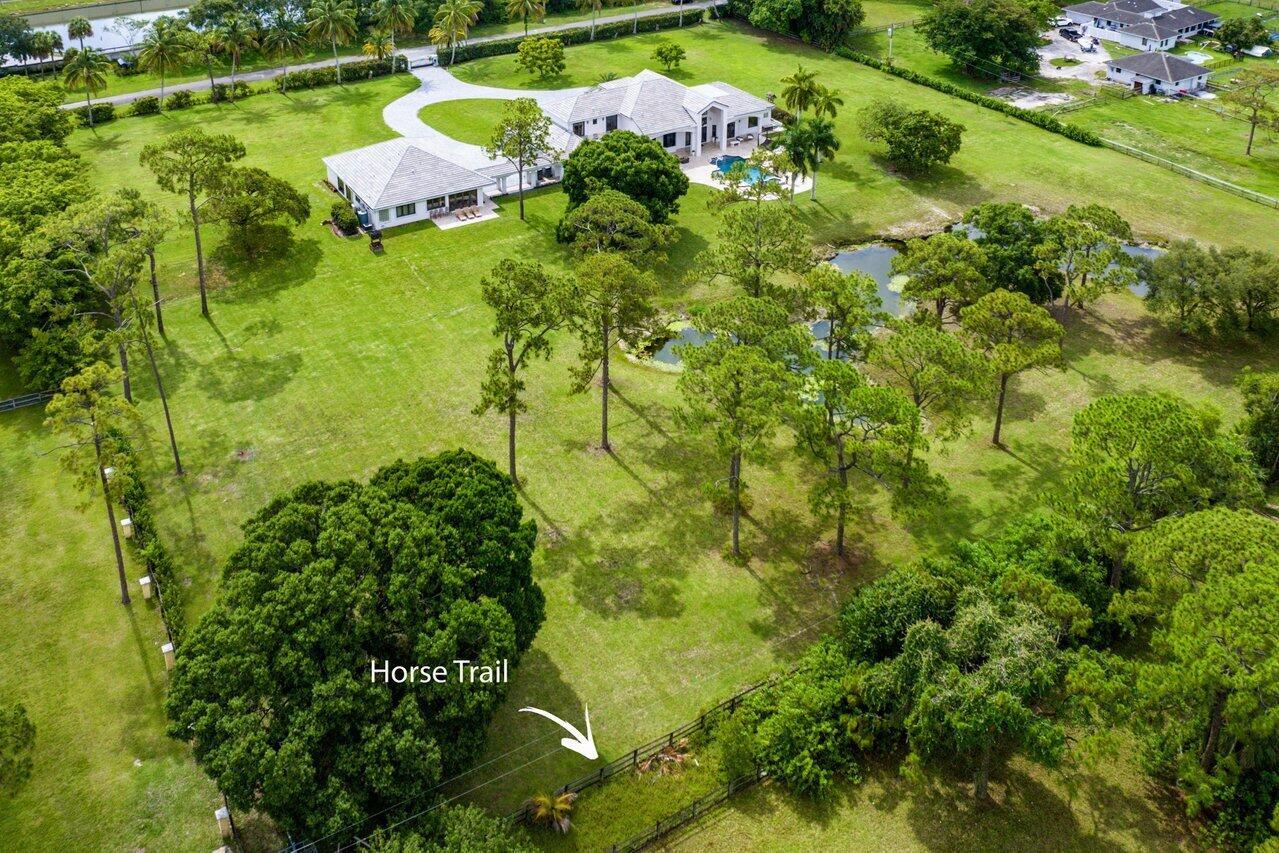 21677 El Bosque Way Boca Raton, FL 33428