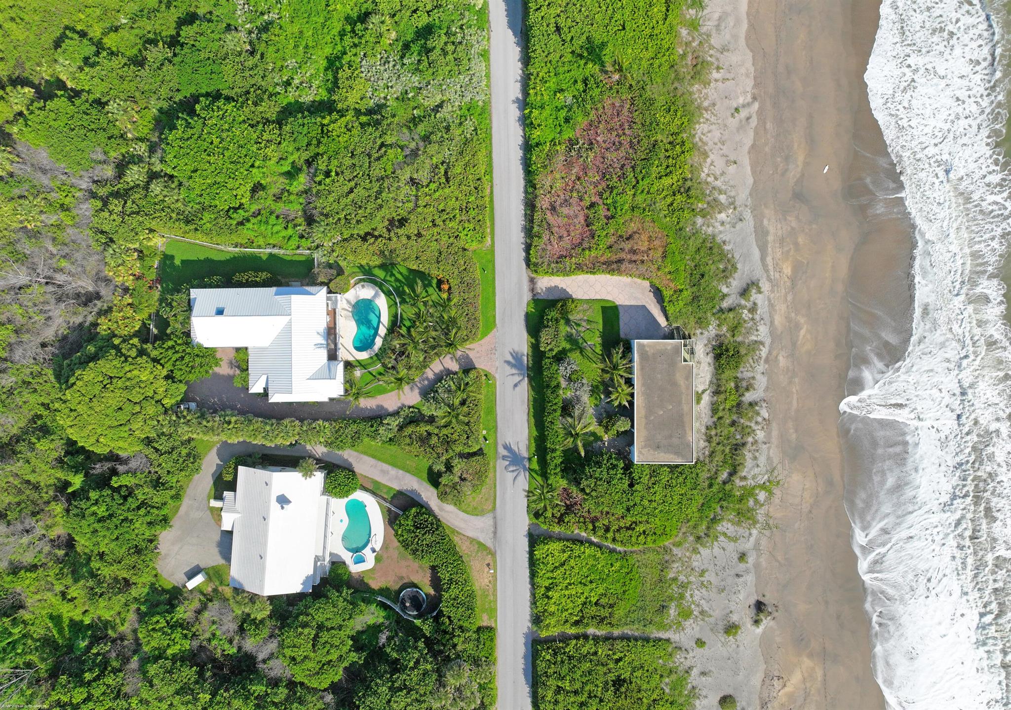 162 N Beach Rd Jupiter Island, FL 33455