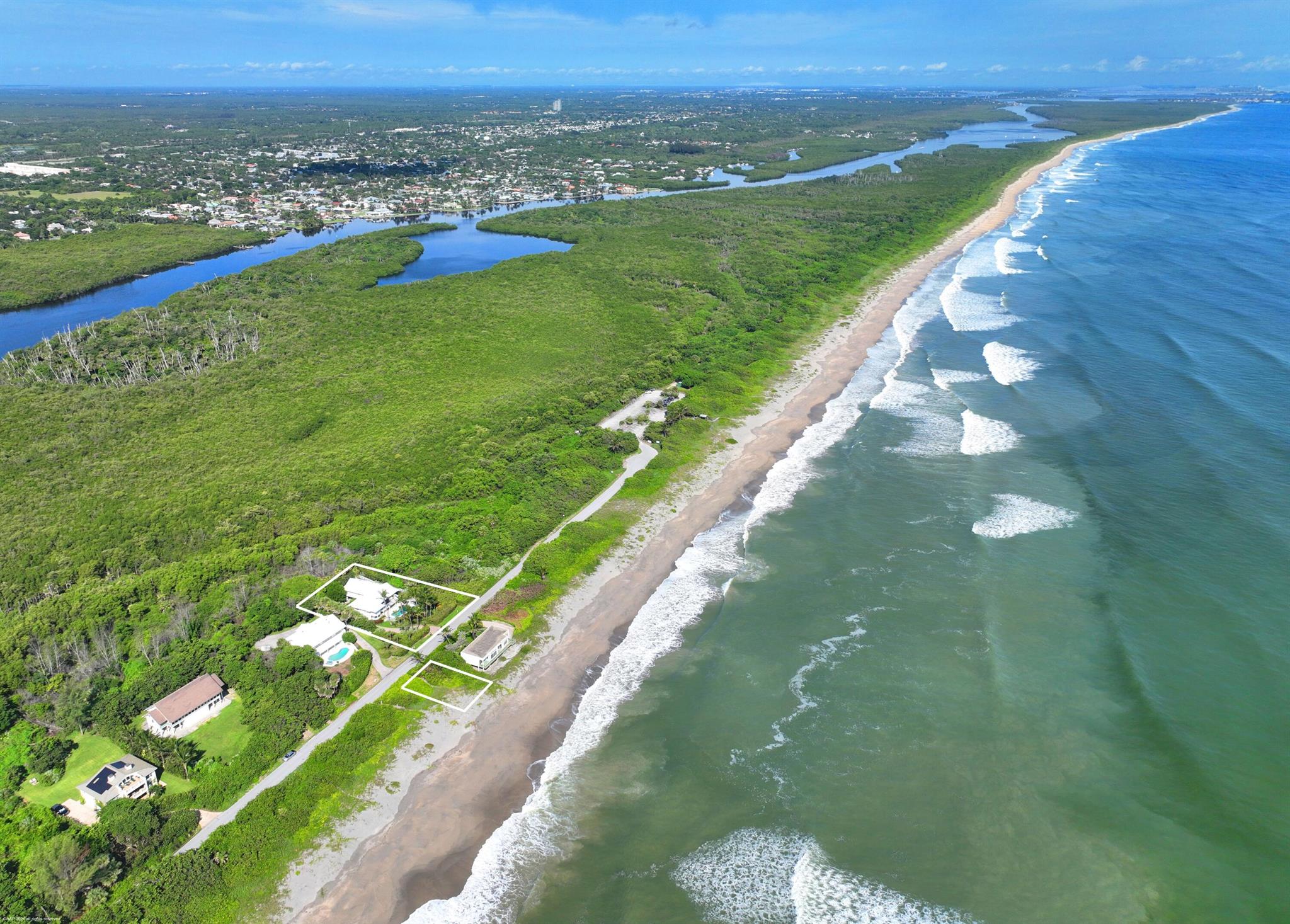 162 N Beach Rd Jupiter Island, FL 33455