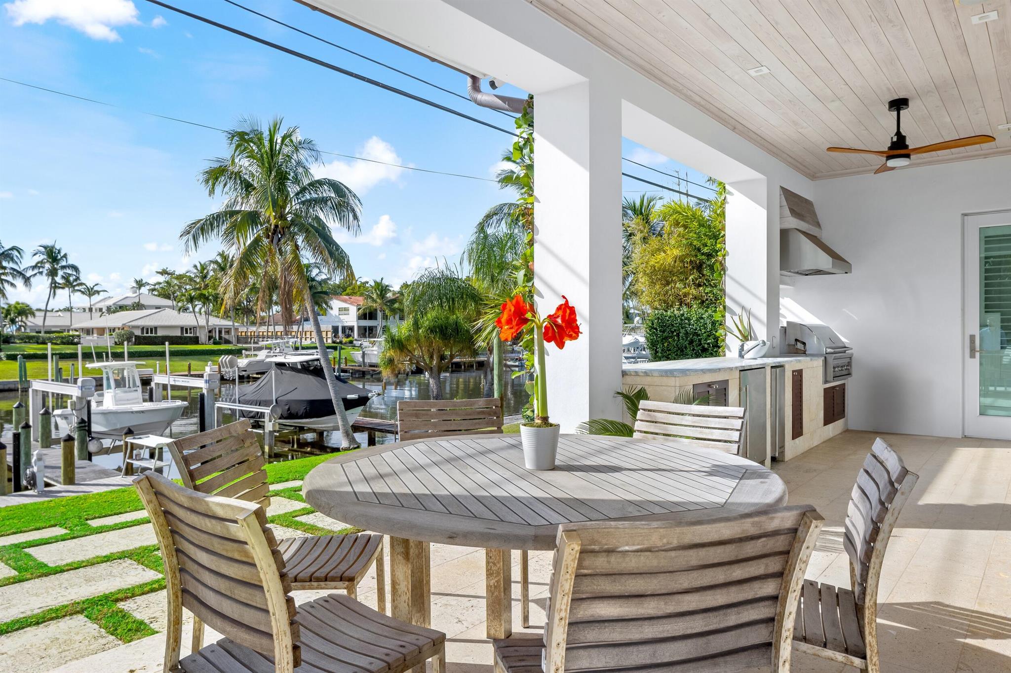 222 Arlington Rd West Palm Beach, FL 33405 222 Arlington Rd West Palm Beach, FL 33405