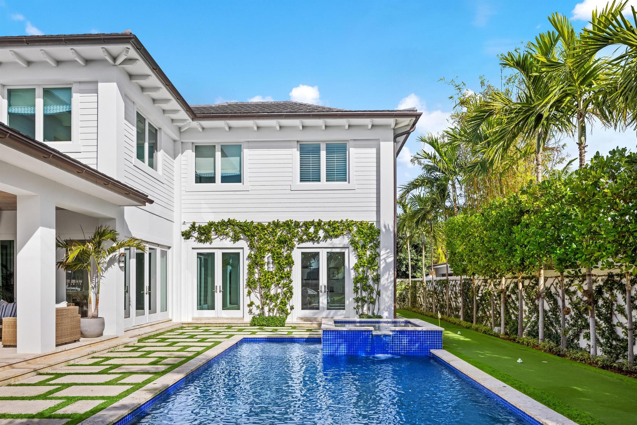 222 Arlington Rd West Palm Beach, FL 33405 222 Arlington Rd West Palm Beach, FL 33405