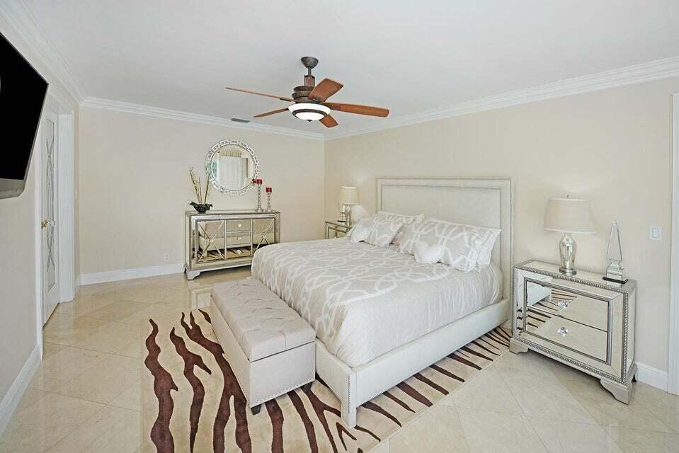 885 NE Mulberry Boca Raton, FL 33487