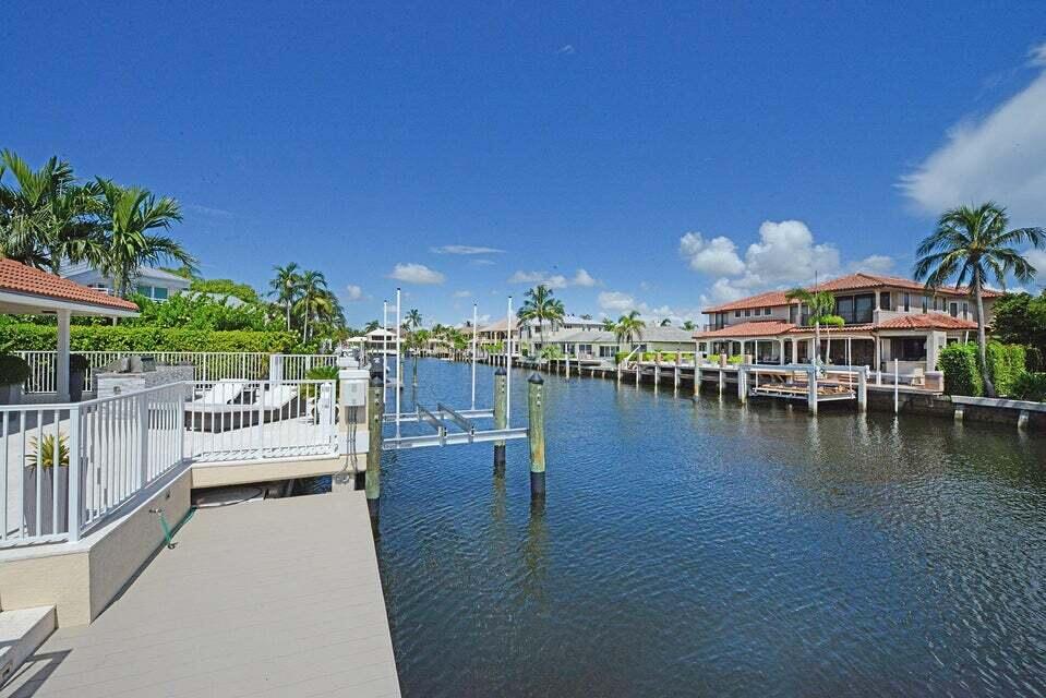 885 NE Mulberry Boca Raton, FL 33487