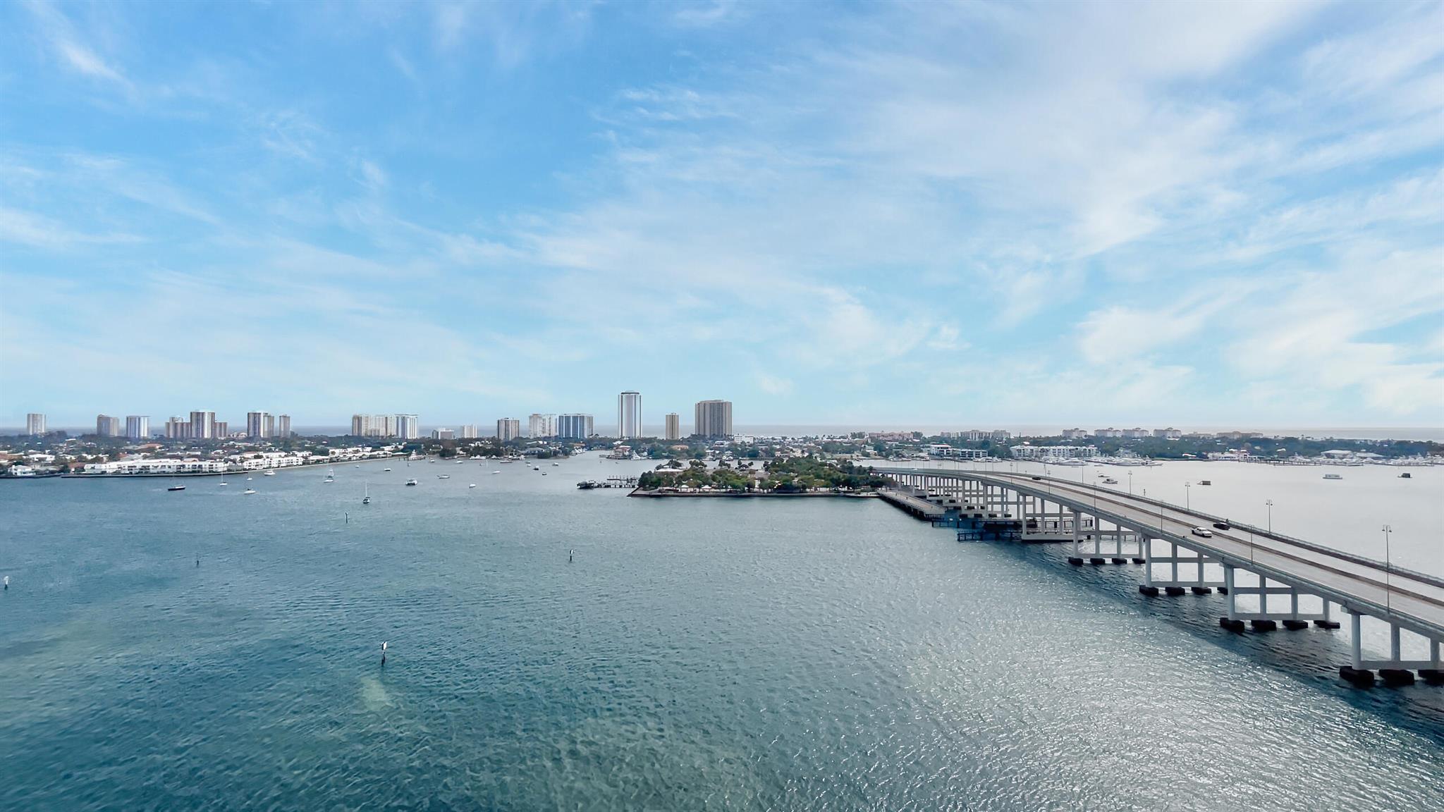 2640 Lake Shr Dr #1510 Riviera Beach, FL 33404