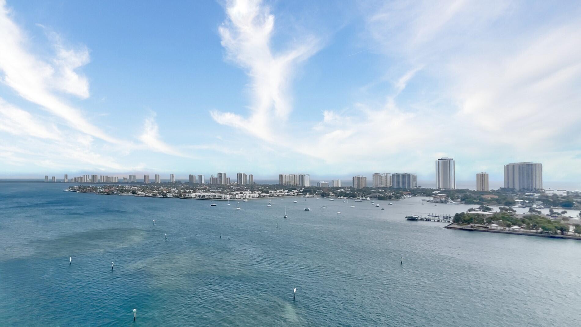 2640 Lake Shr Dr #1510 Riviera Beach, FL 33404