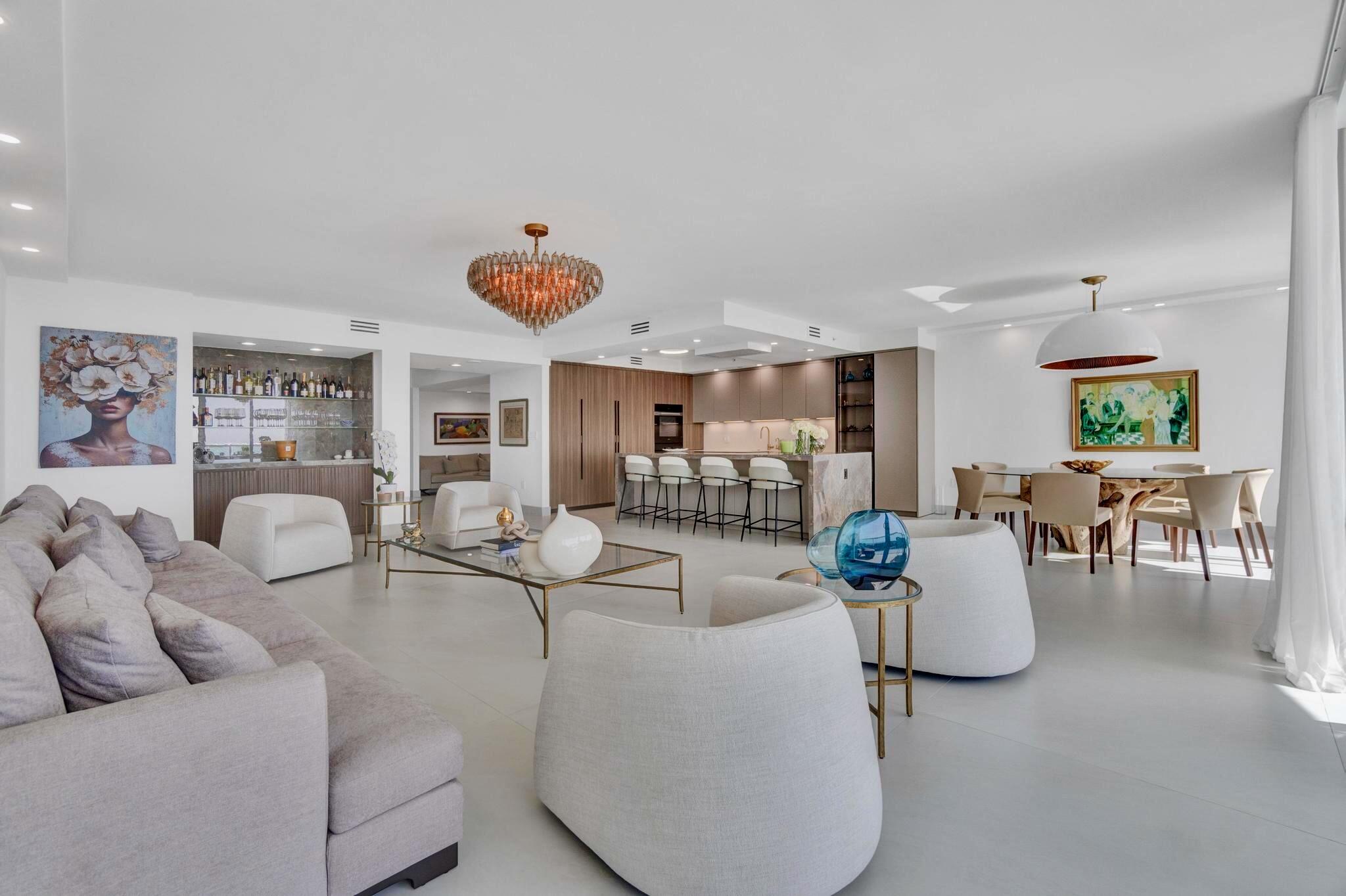 image Hamptons South Condo3
