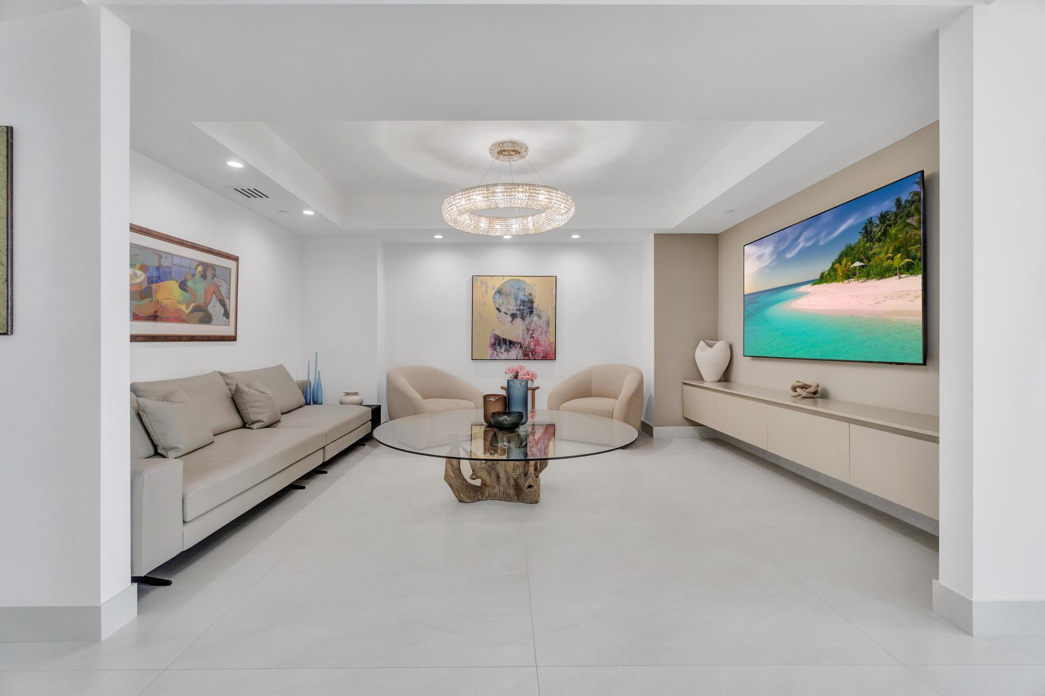 image Hamptons South Condo8