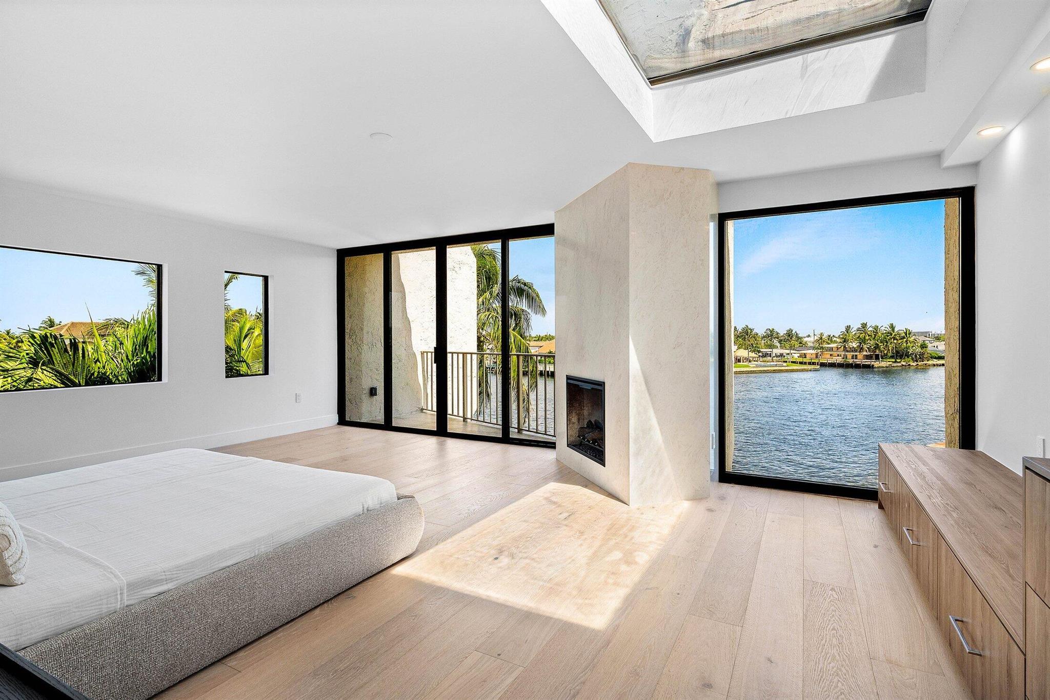 1222 Hillsboro Mile #24 Hillsboro Beach, FL 33062