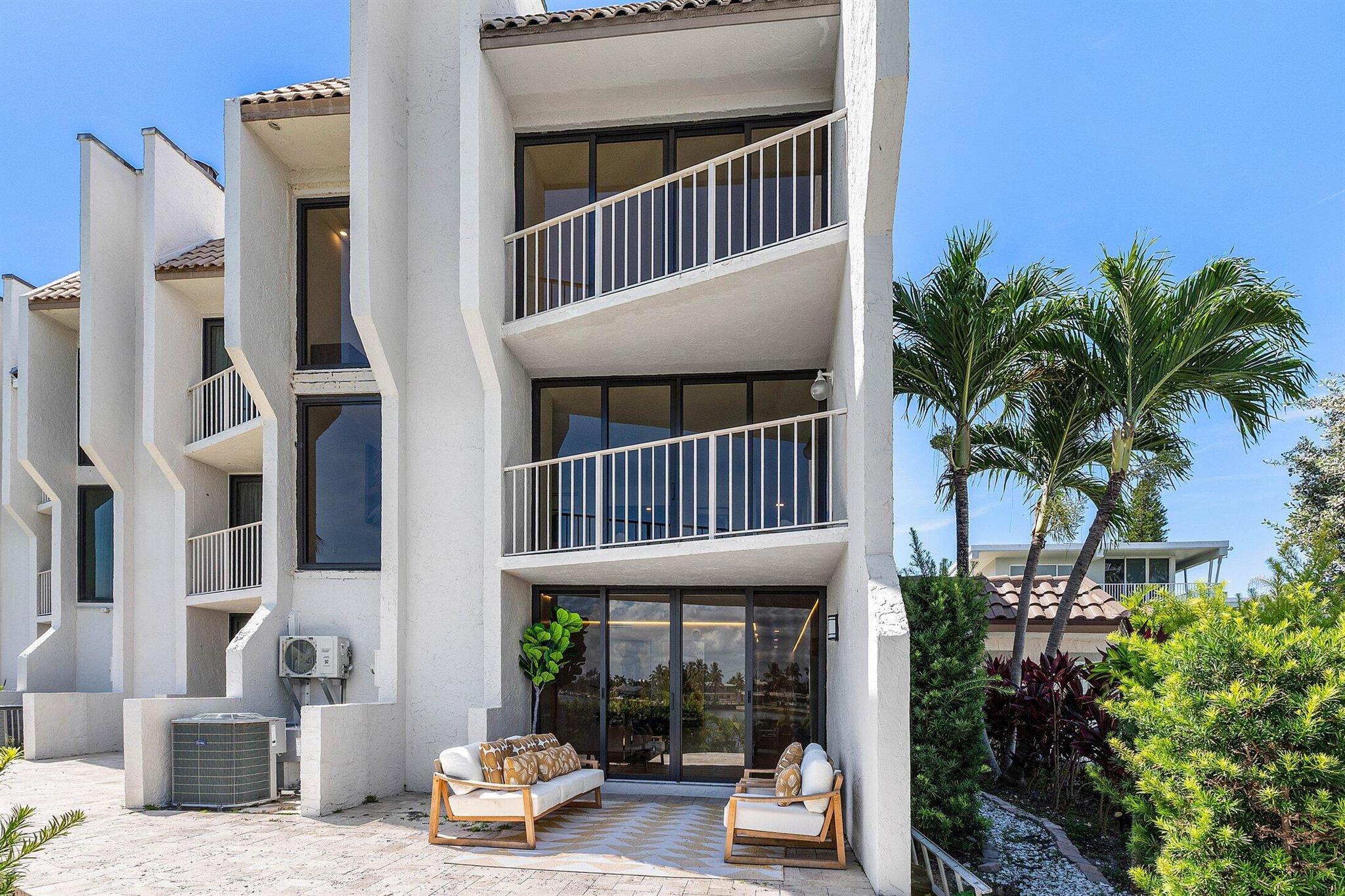 1222 Hillsboro Mile #24 Hillsboro Beach, FL 33062