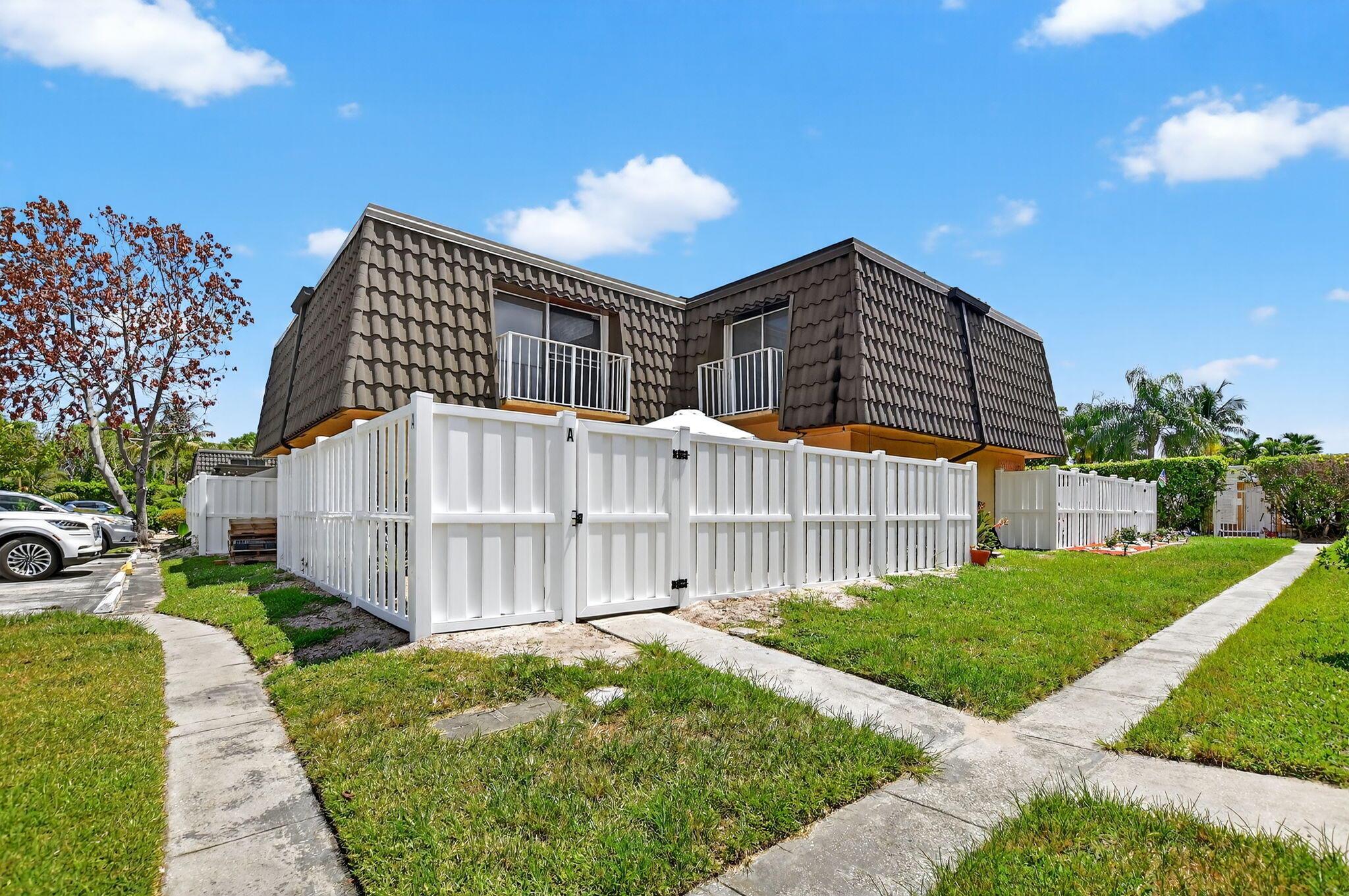 22185 Boca Rancho Dr #A