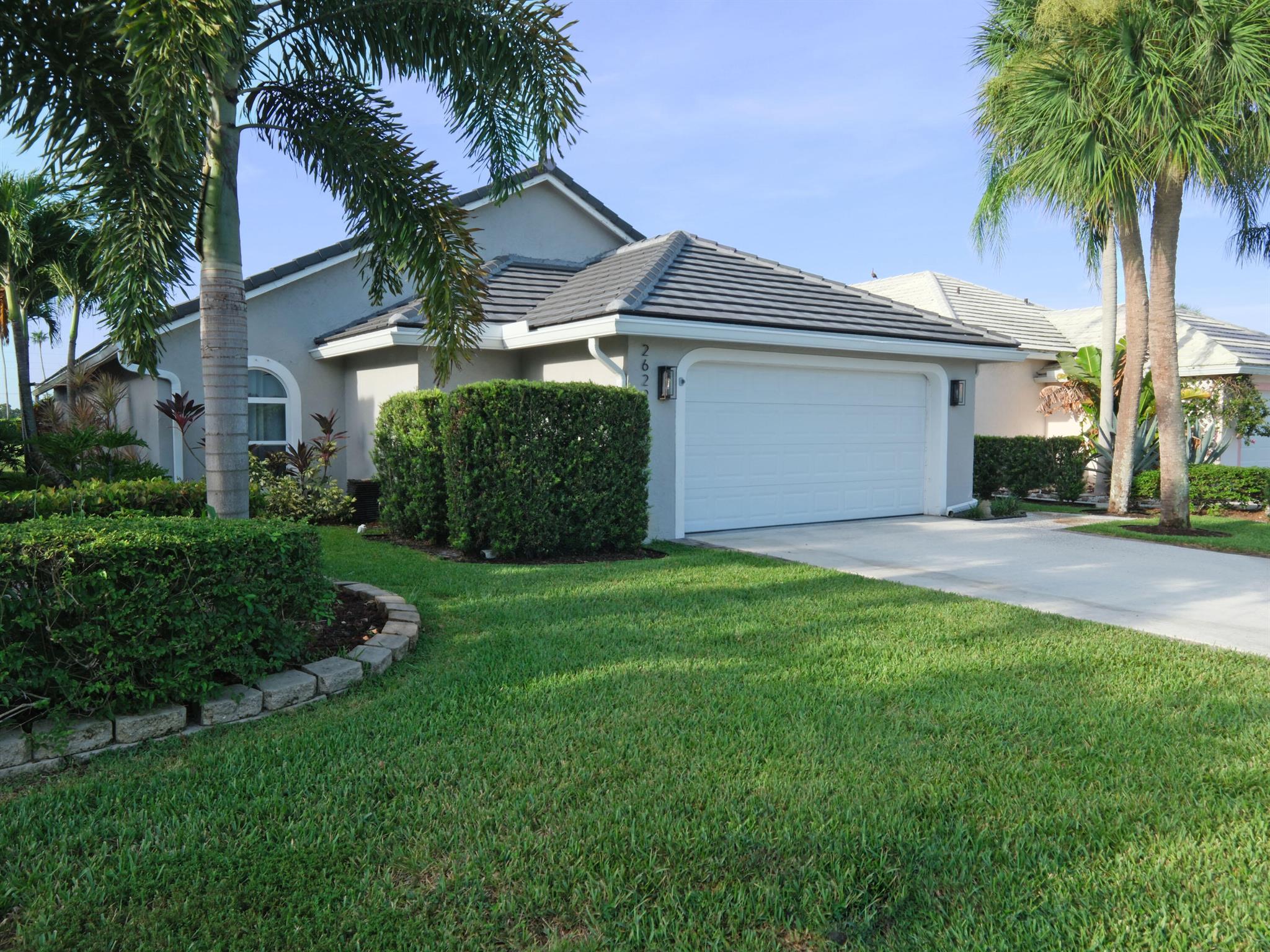 2622 Country Golf Dr