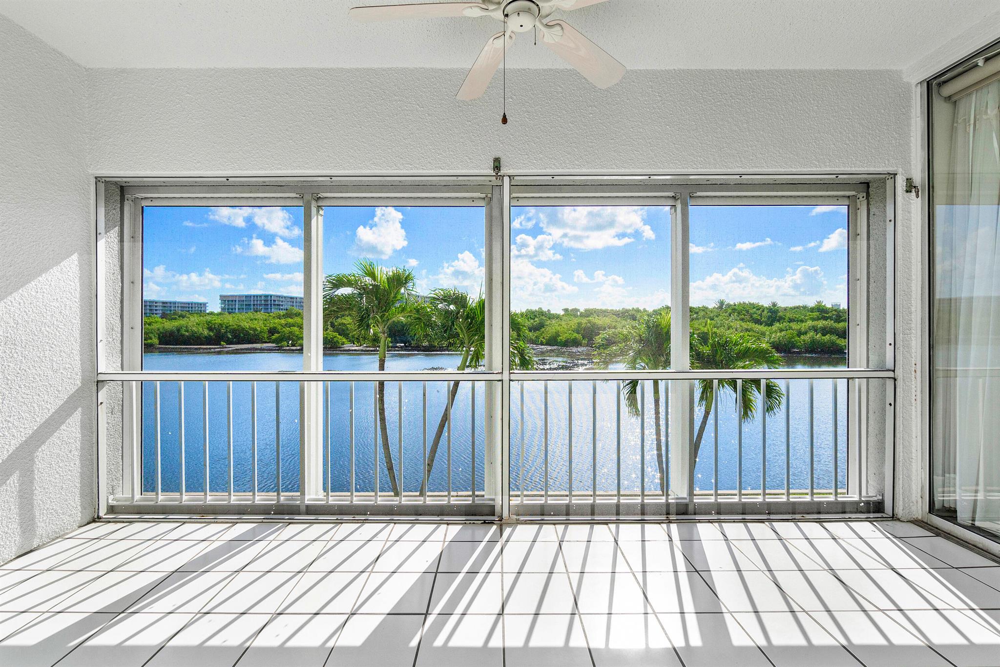 2165 Ibis Isle Rd #6