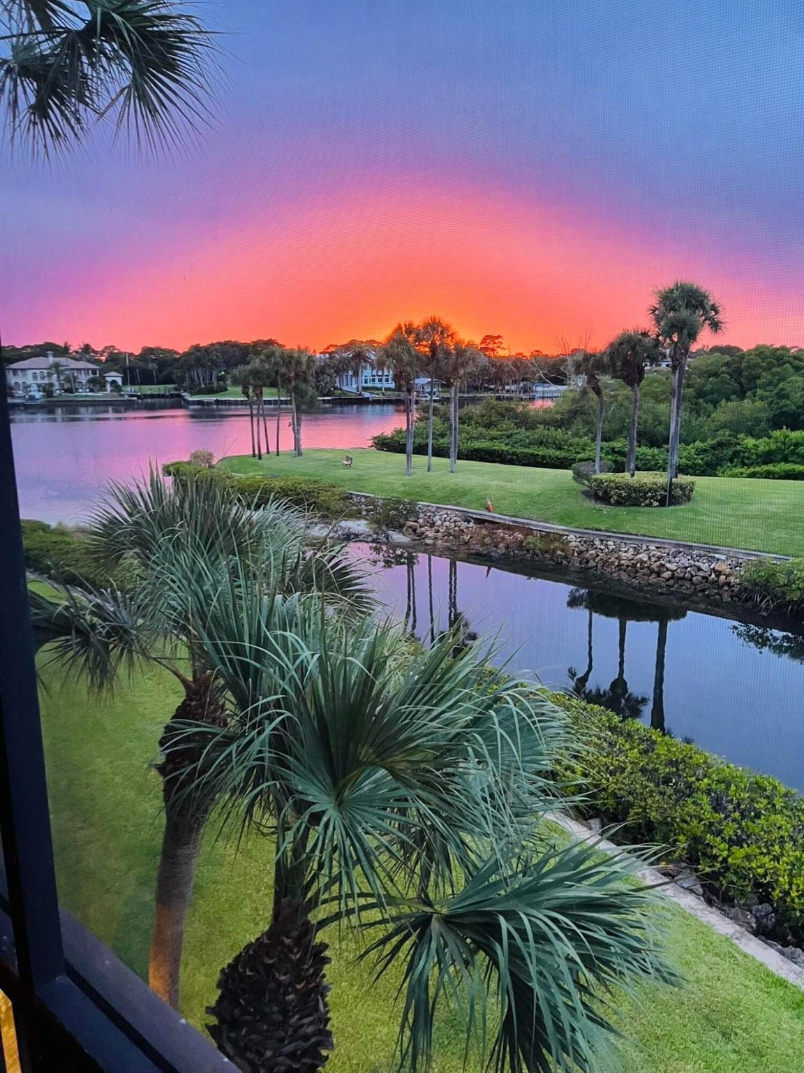 1201 Seafarer Cir #205 Jupiter, FL 33477